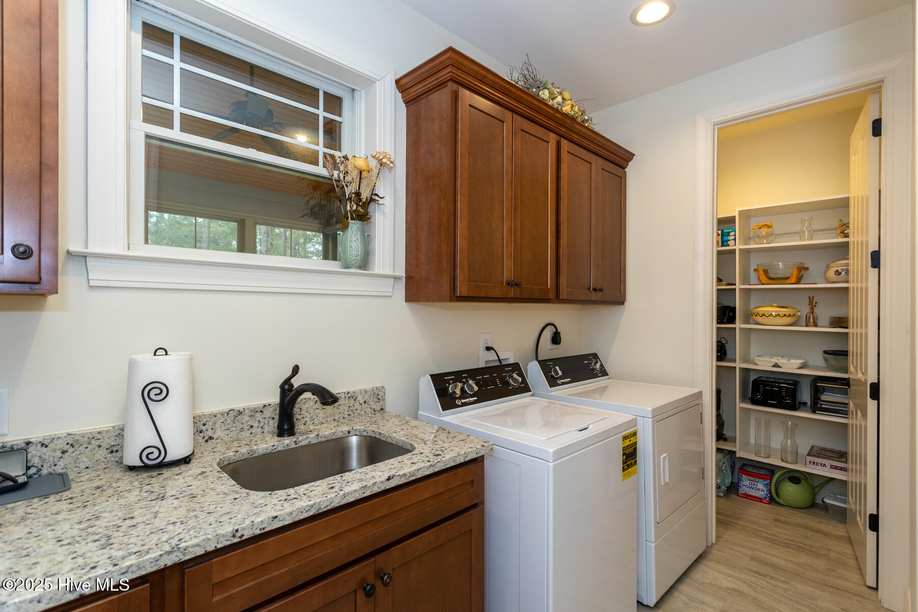 115 Ellens Point