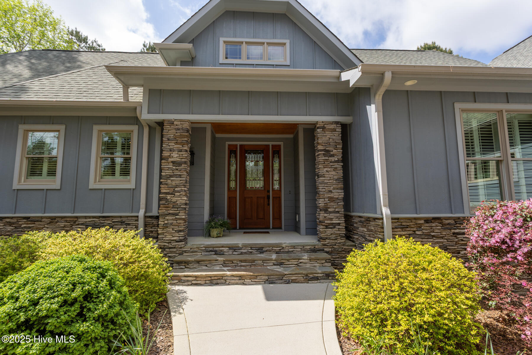 115 Ellens Point