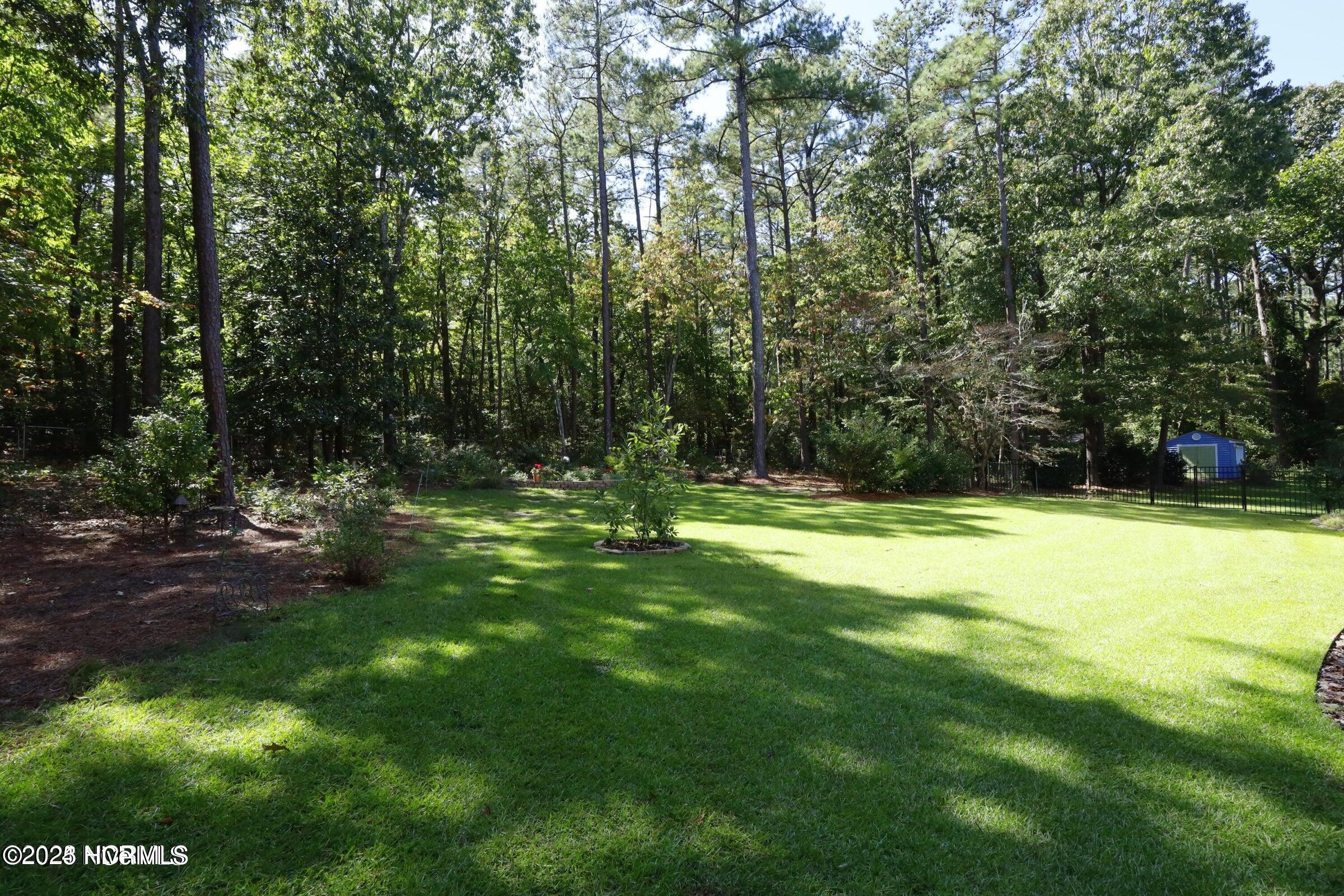 1655 Fort Bragg Road S