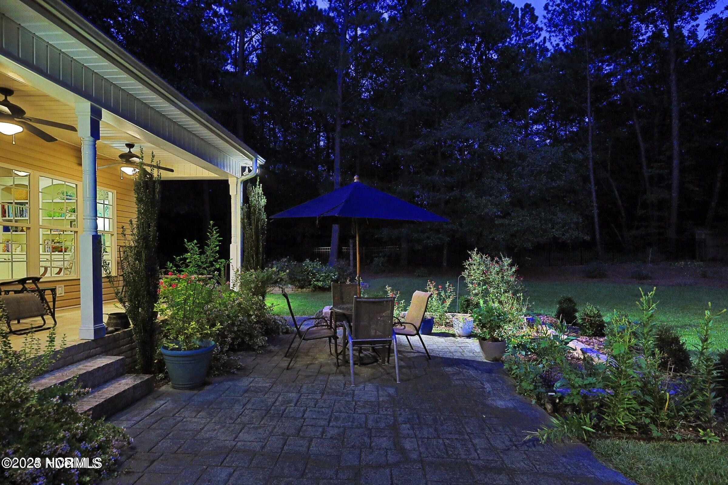 1655 Fort Bragg Road S