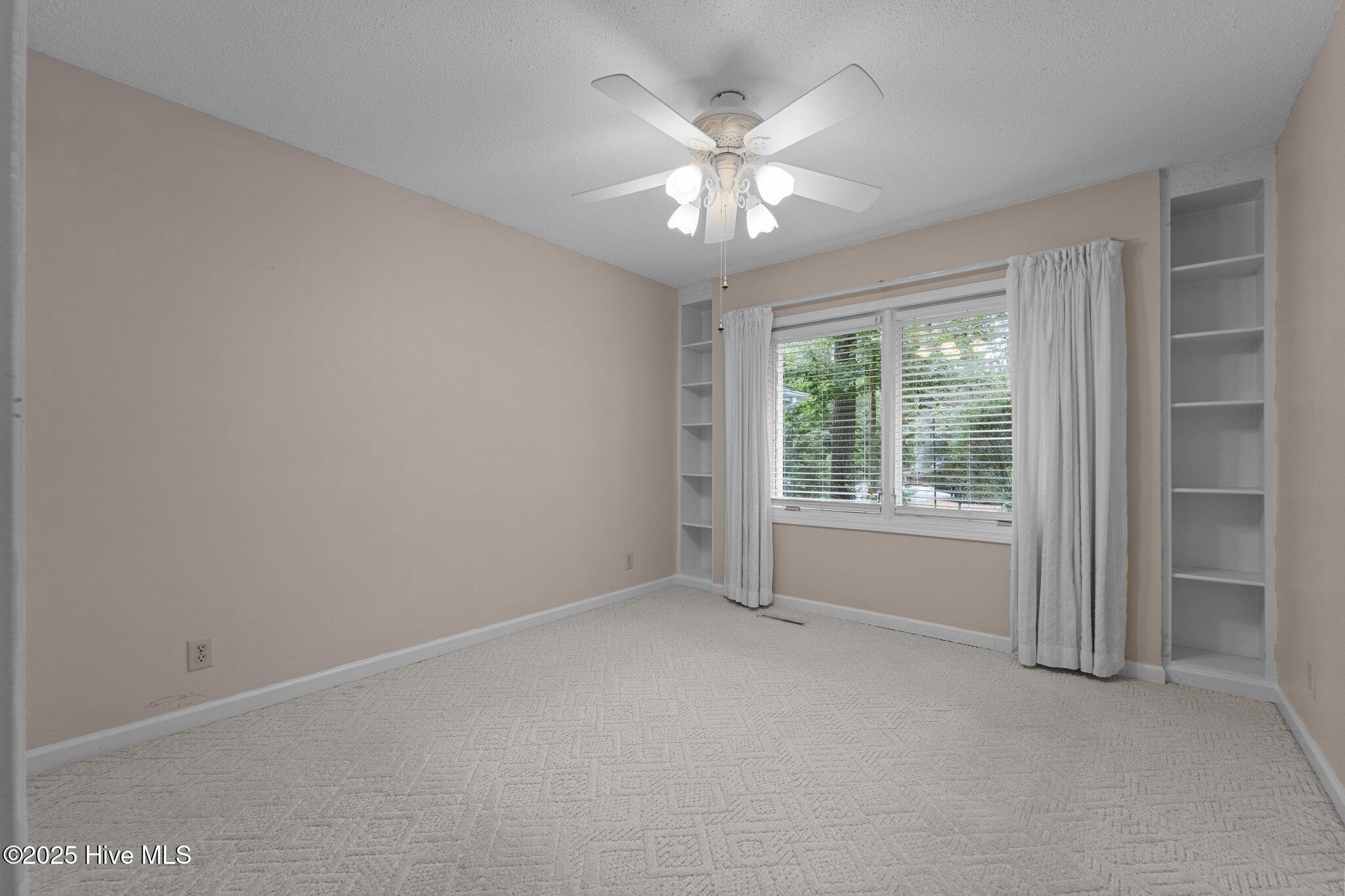 105 Lake Forest Drive