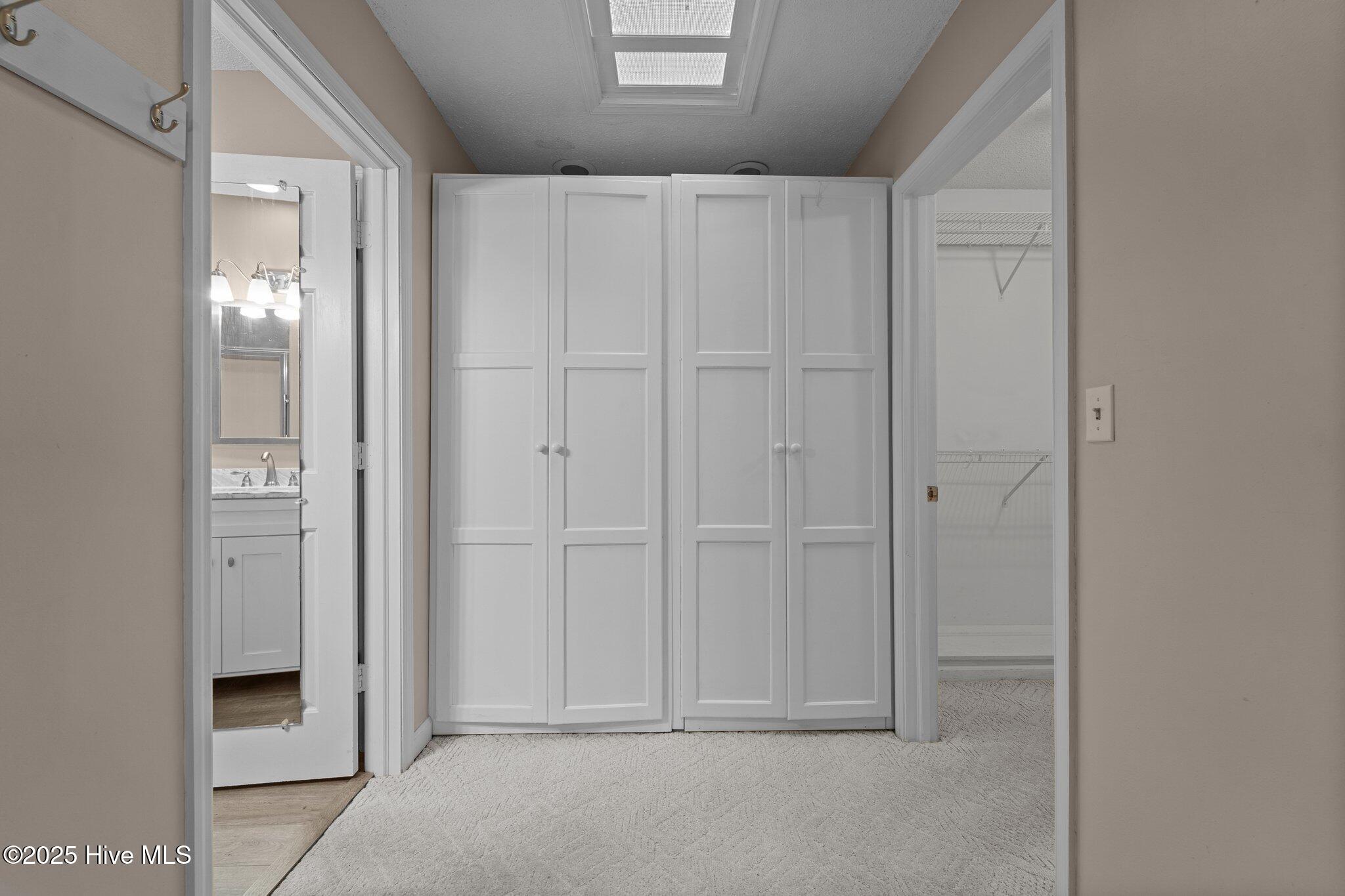 105 Lake Forest Drive