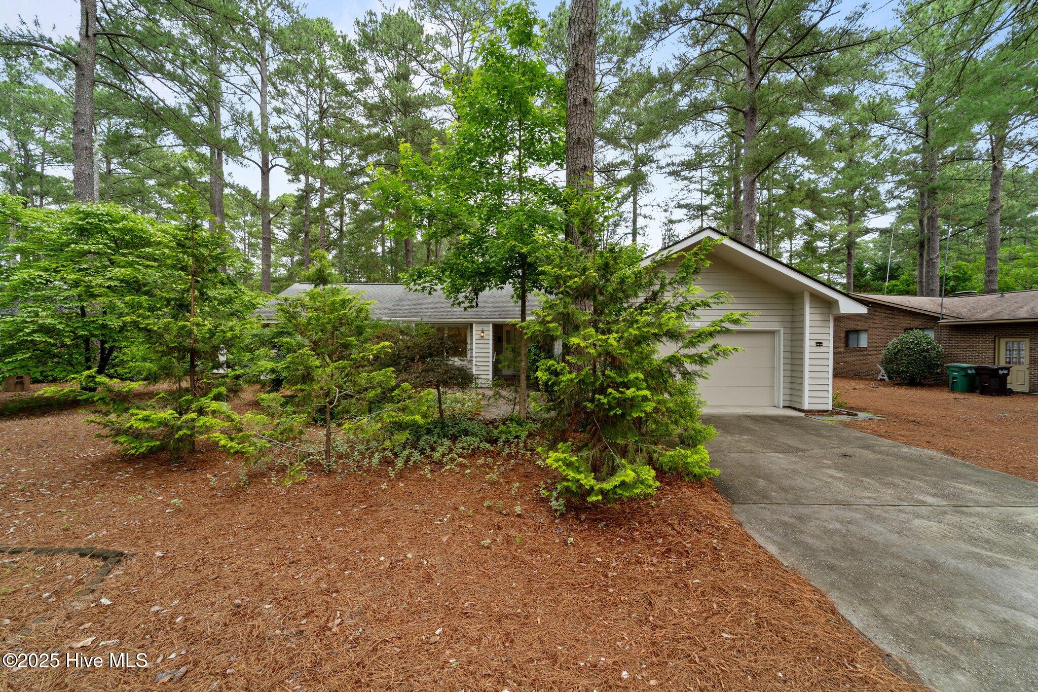 105 Lake Forest Drive