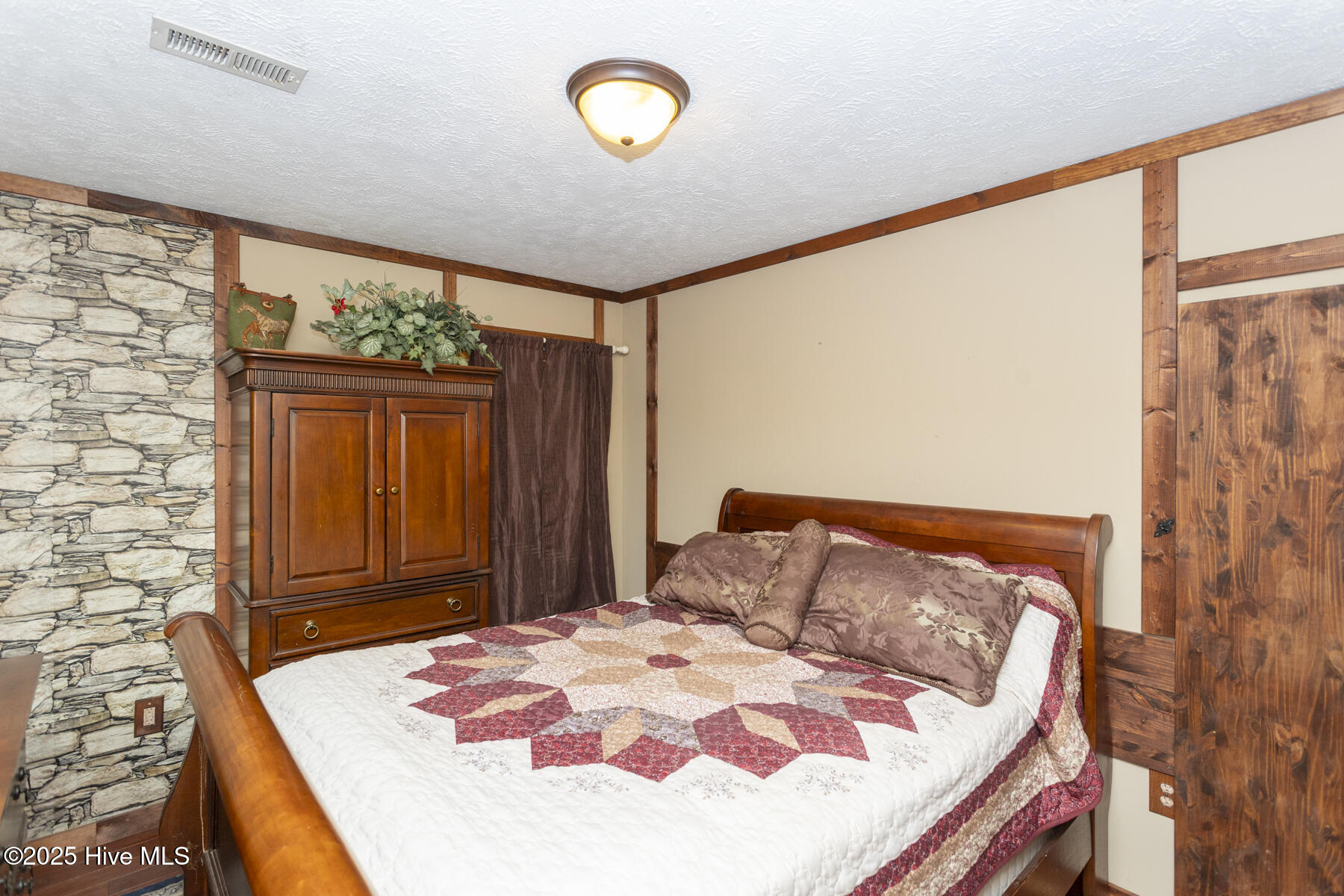 108 Western Trail