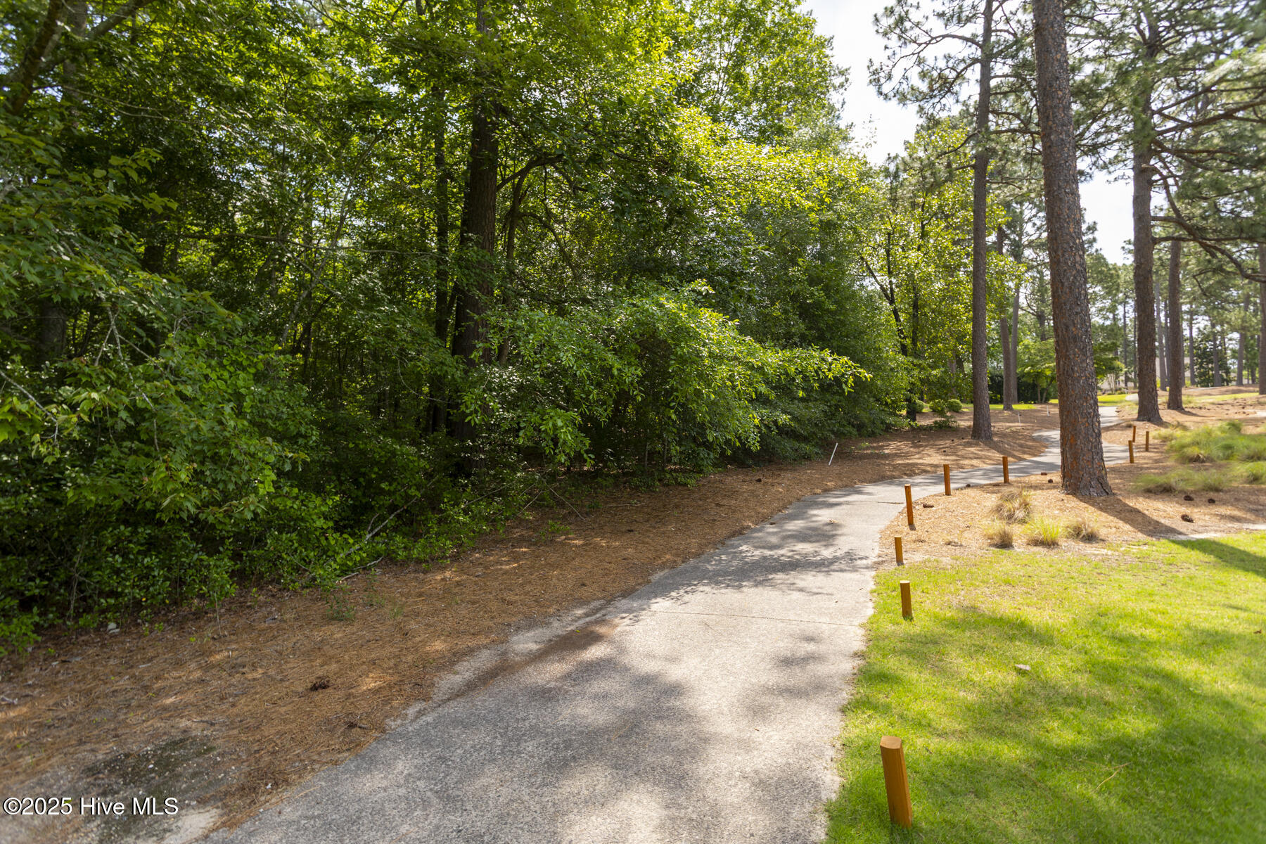 251 39 National Drive