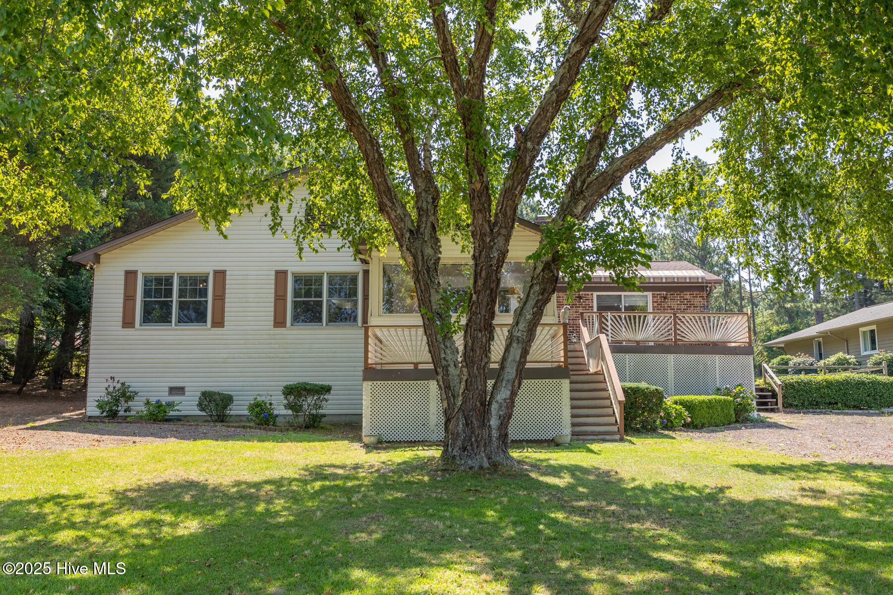 161 Shenandoah Road E