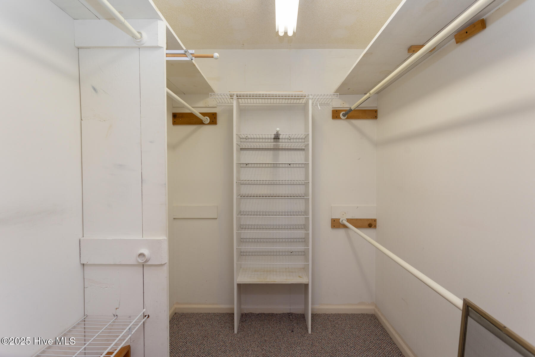 161 Shenandoah Road E