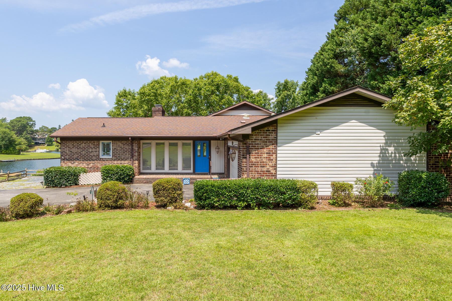 161 Shenandoah Road E