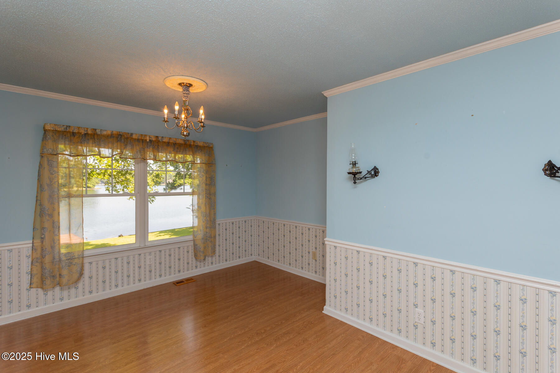 161 Shenandoah Road E