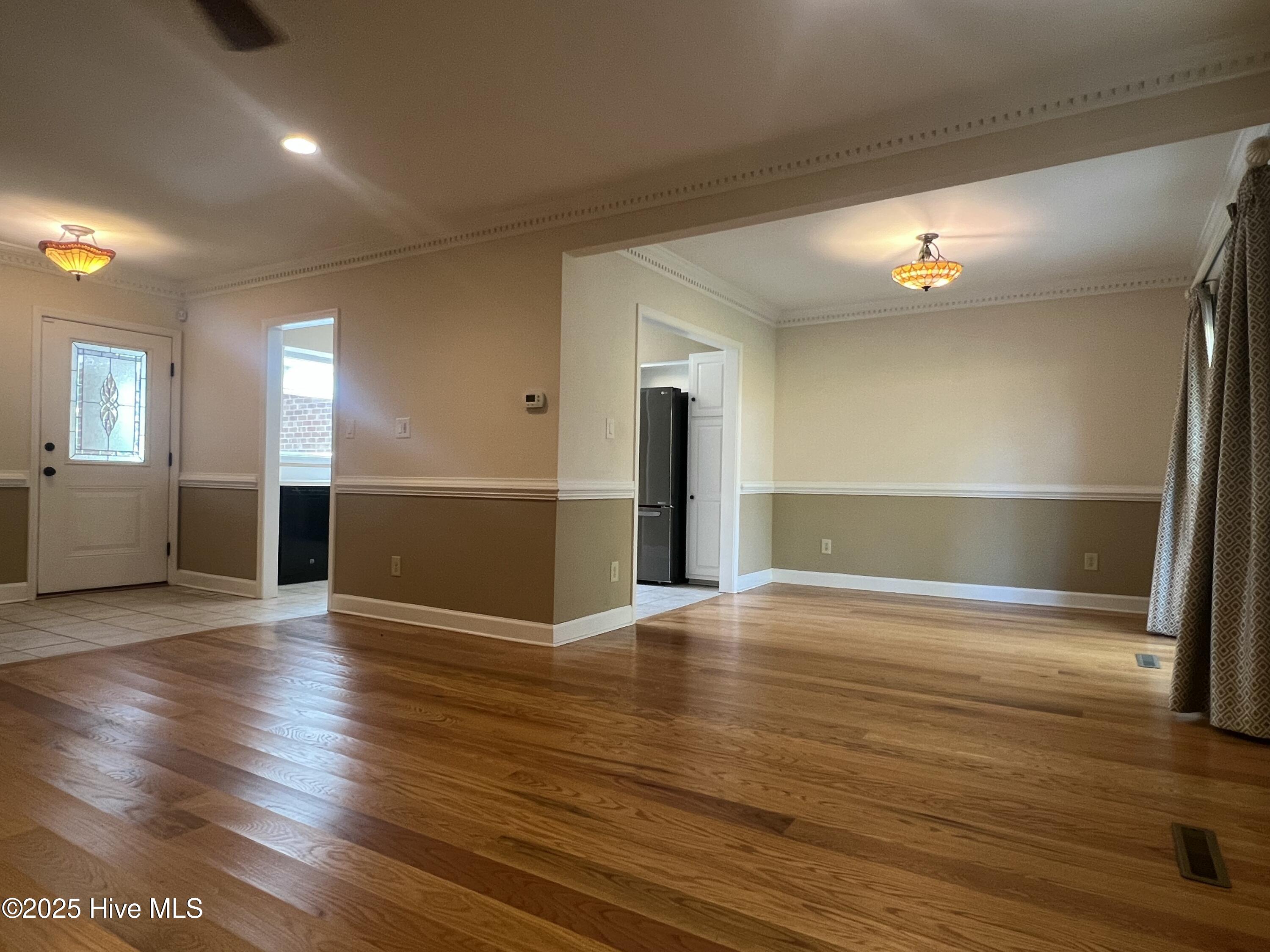 123 Racquet Lane