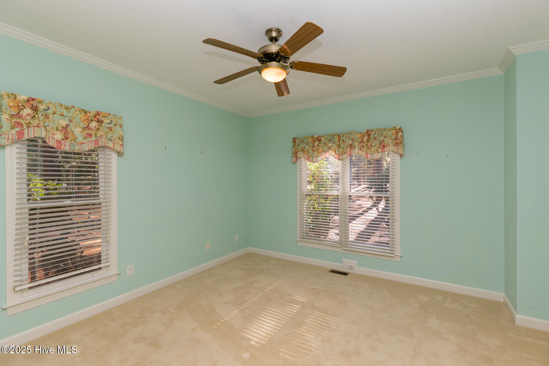 12 Sarclet Court