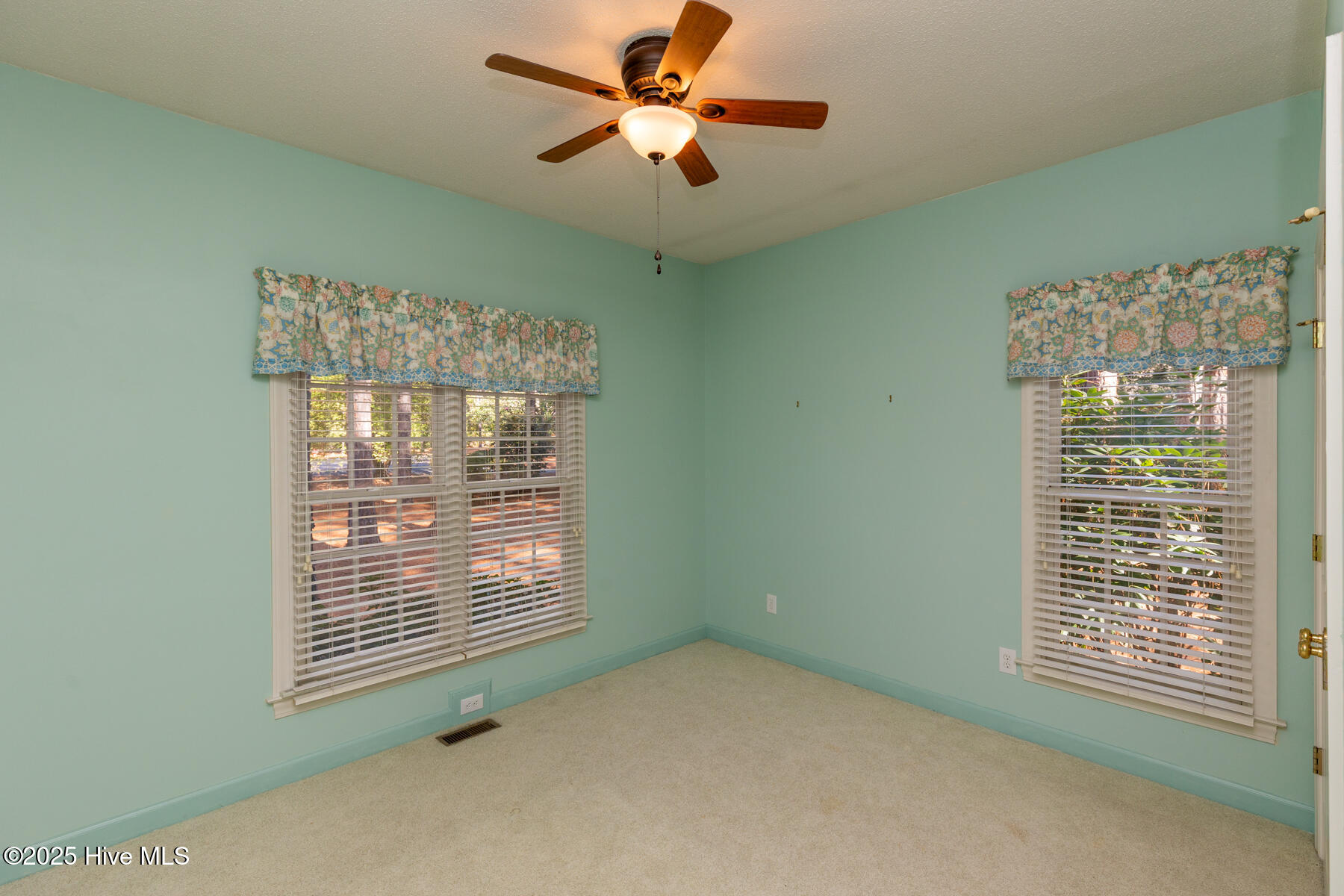12 Sarclet Court