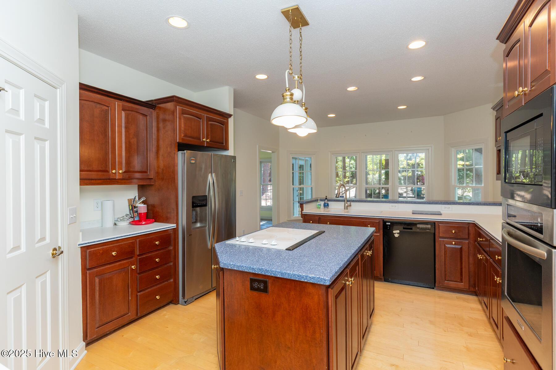 12 Sarclet Court