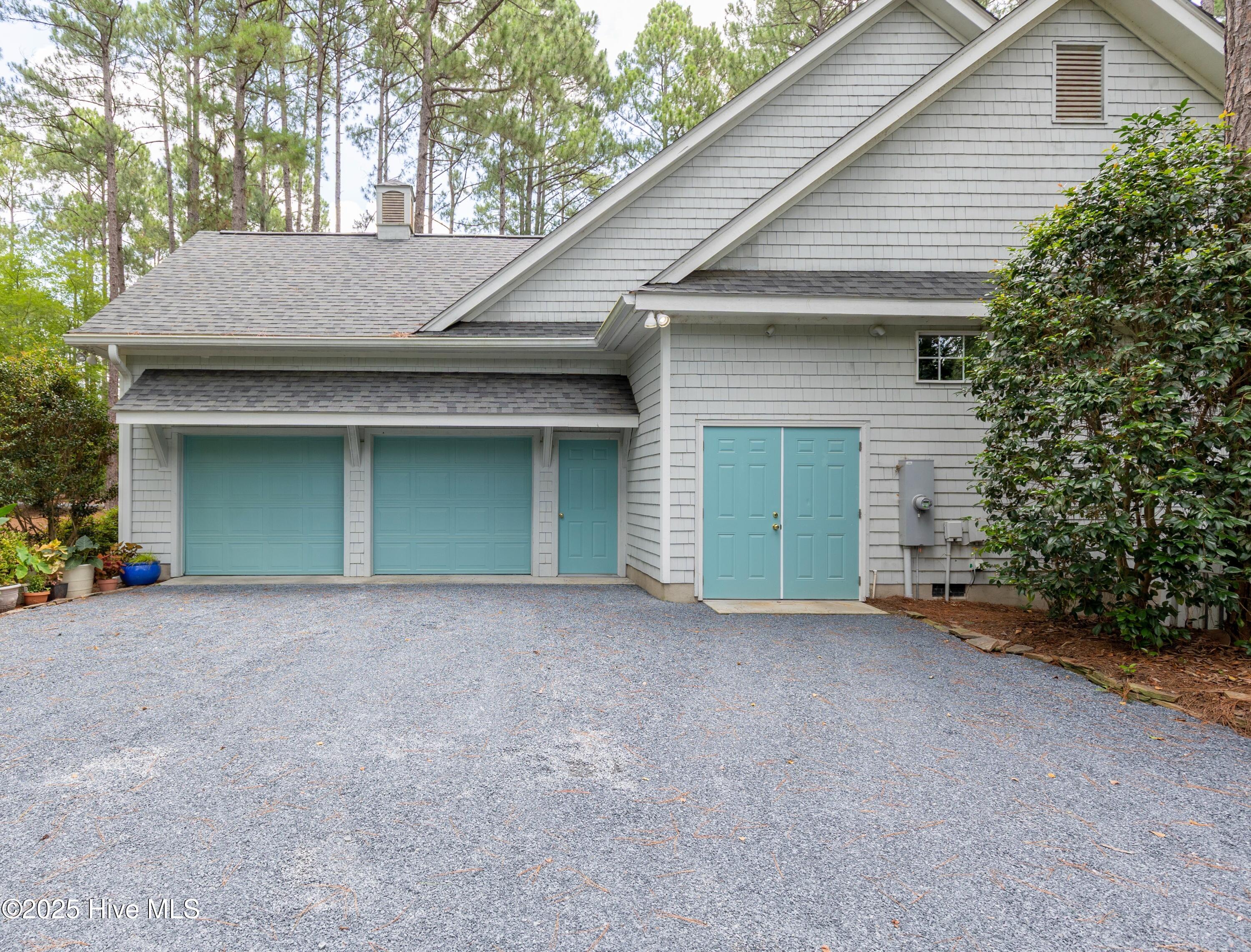 12 Sarclet Court