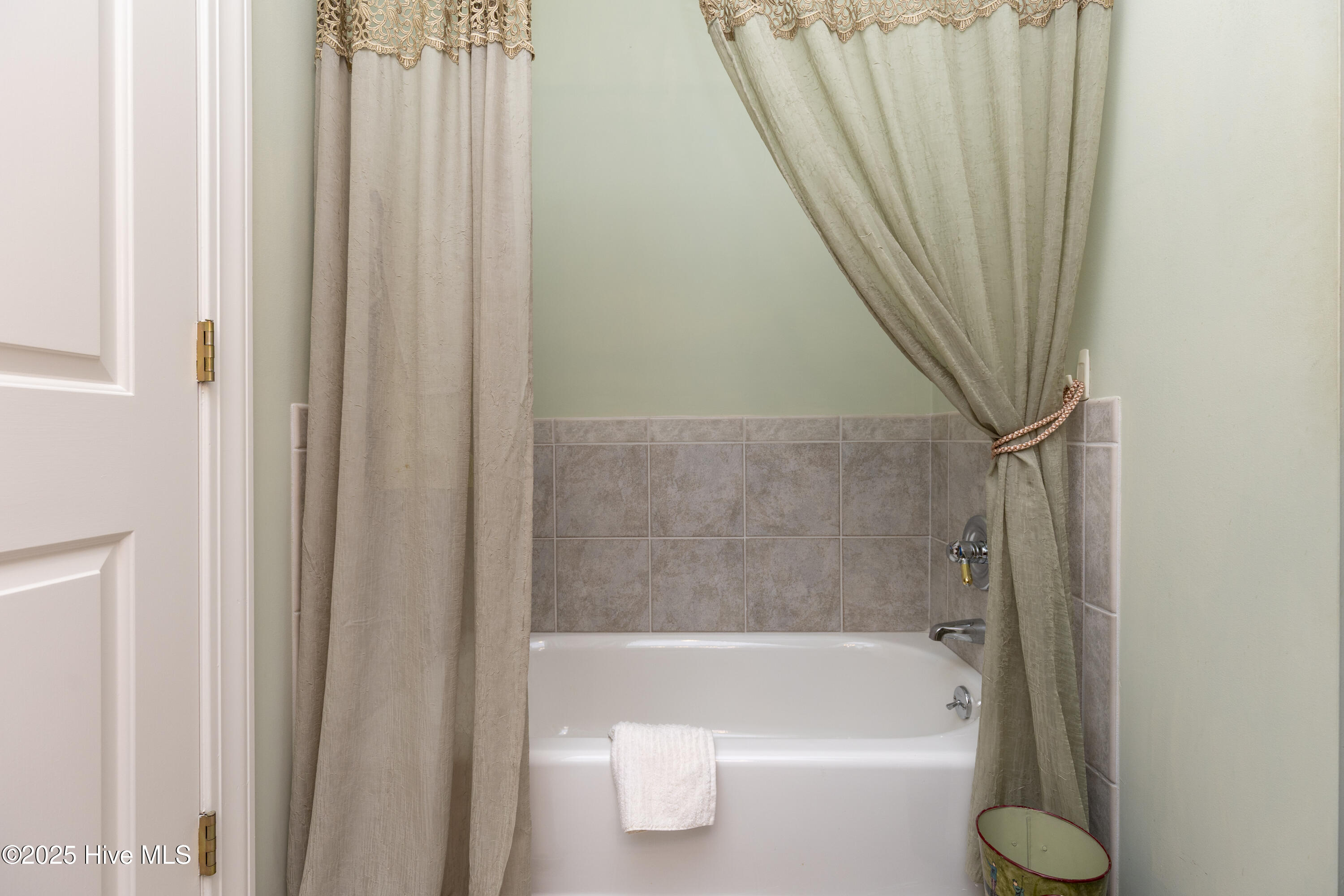 12 Sarclet Court