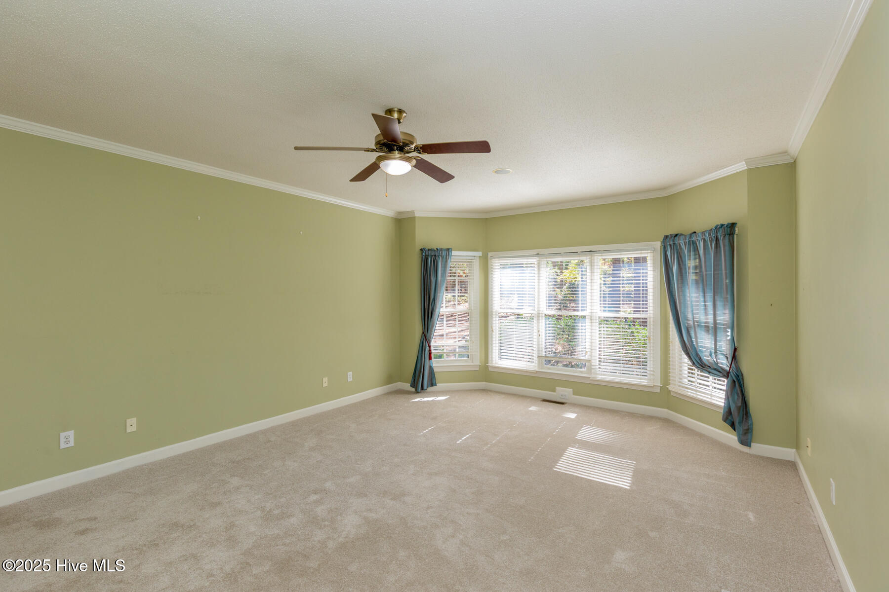 12 Sarclet Court