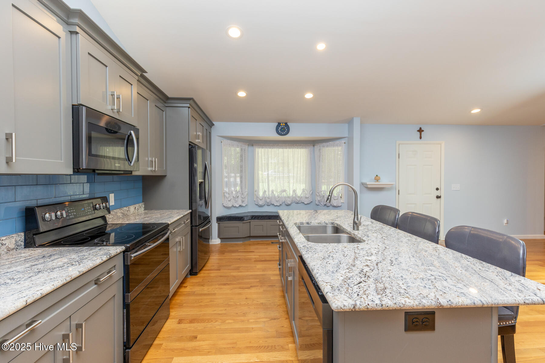 106 Fox Run Ct