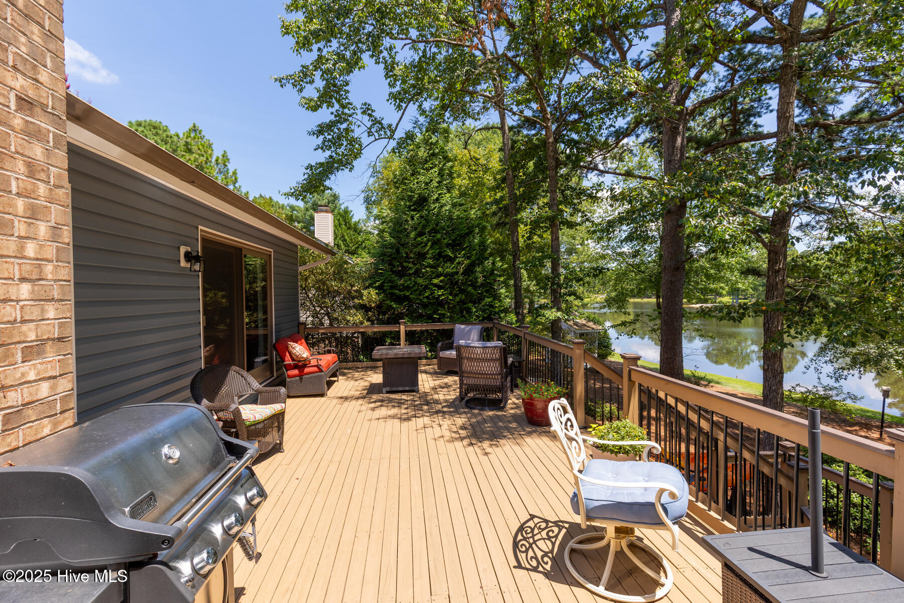 106 Fox Run Ct