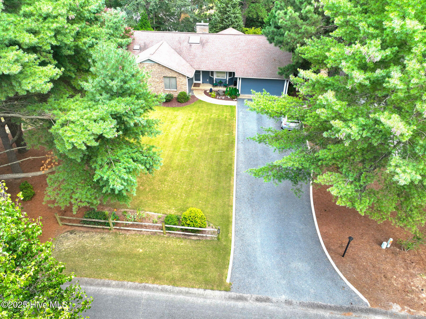106 Fox Run Ct