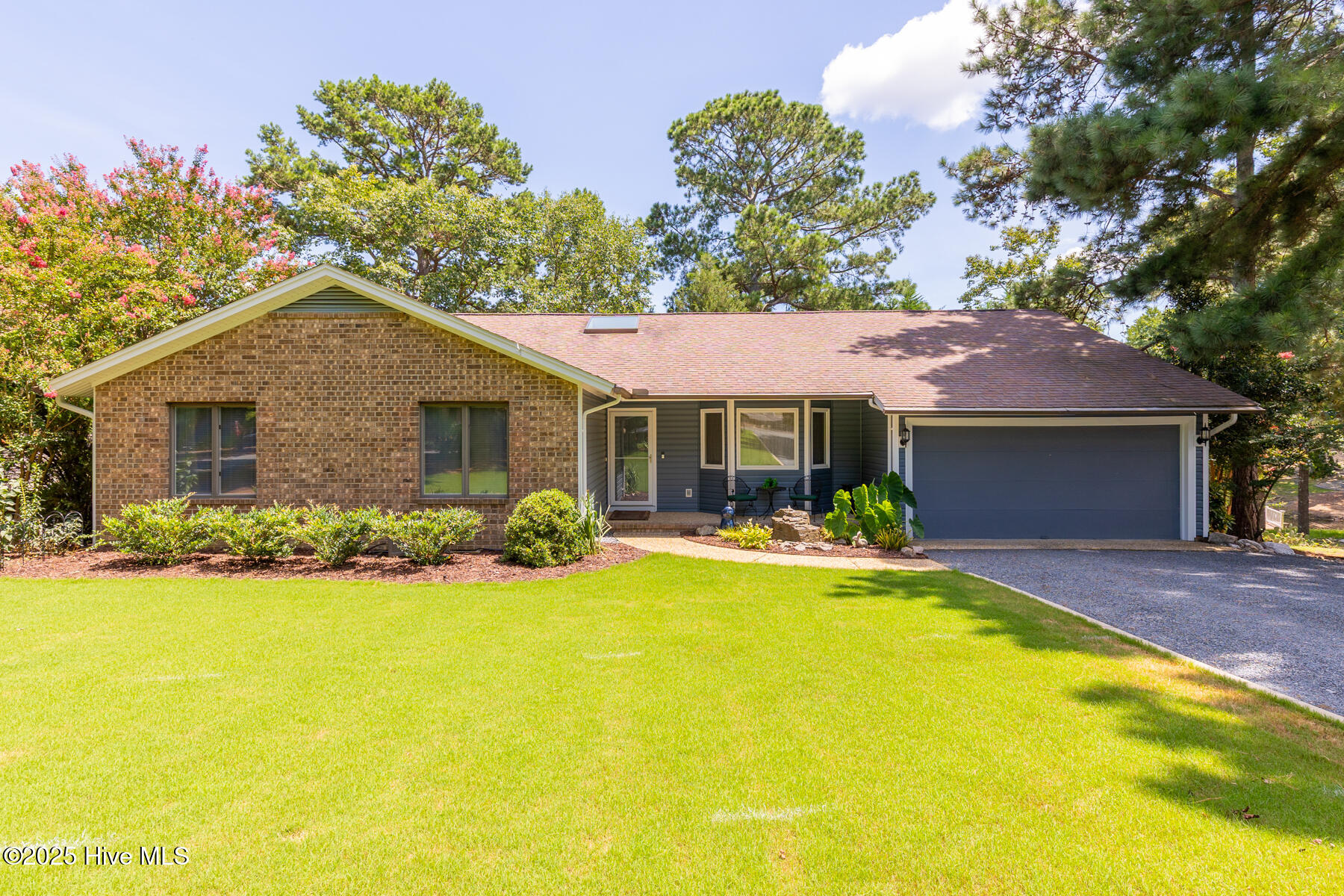 106 Fox Run Ct