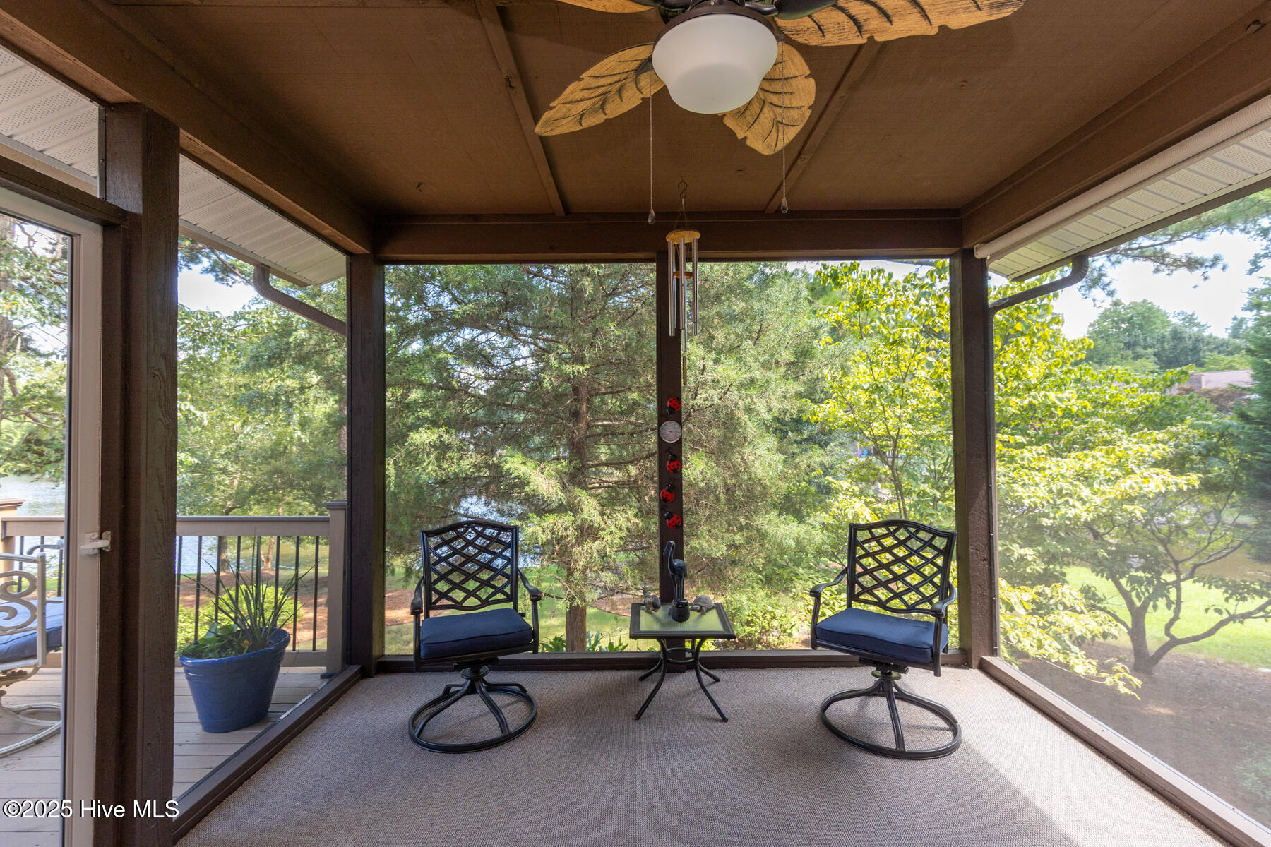 106 Fox Run Ct