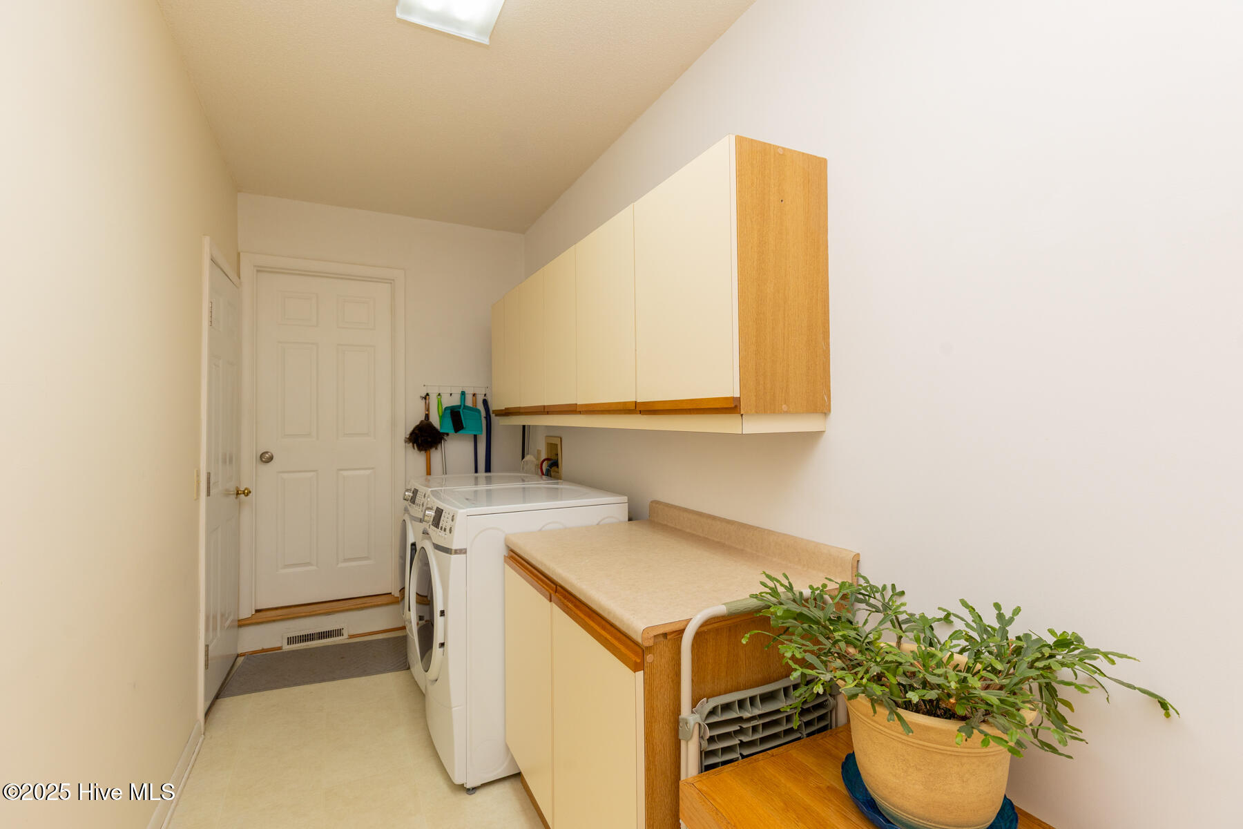 106 Fox Run Ct