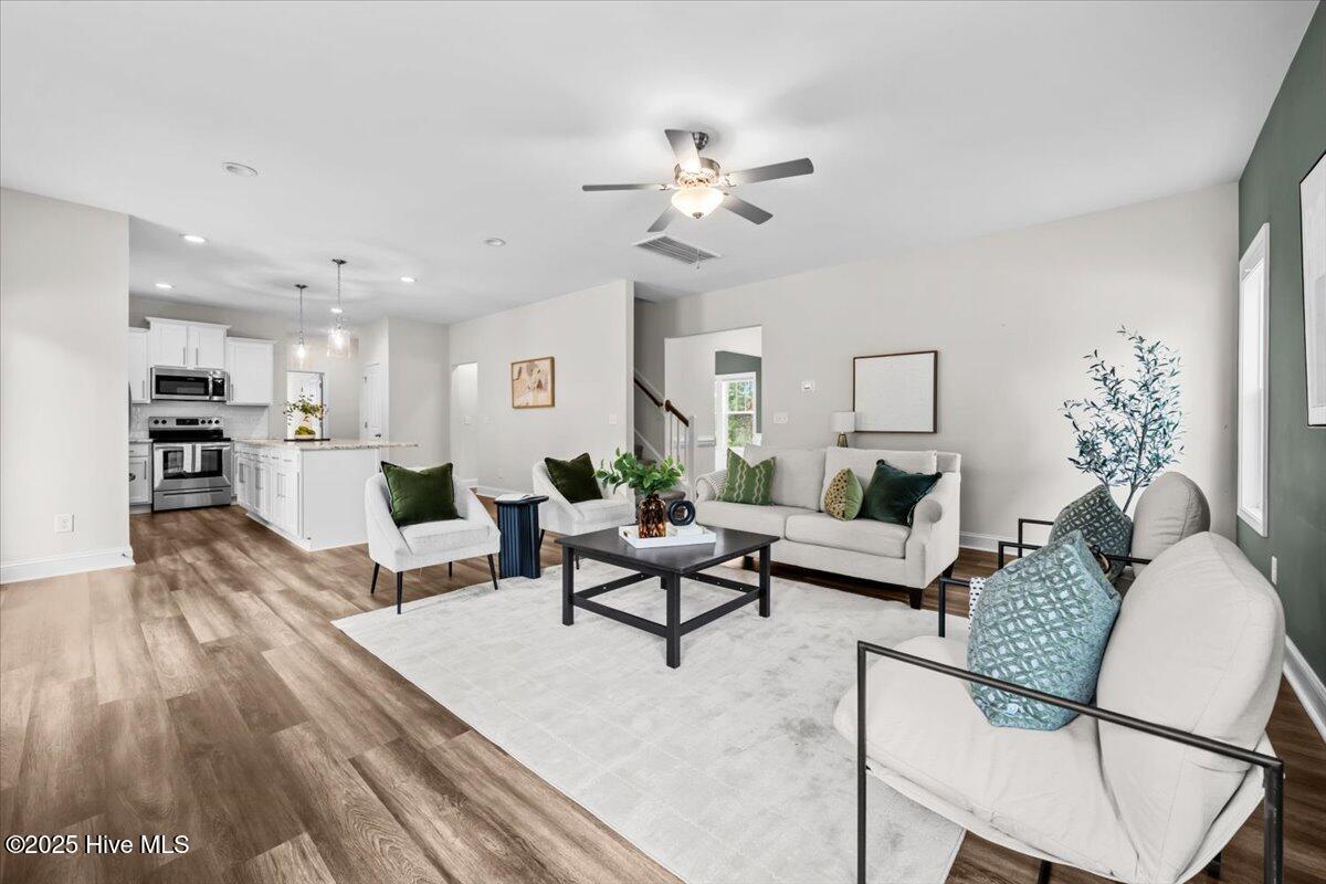 7013 Harrison Lane, West End