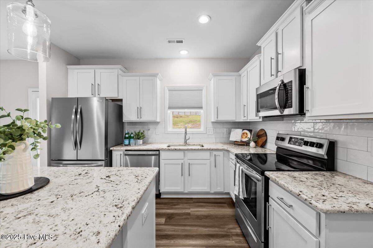 7013 Harrison Lane, West End