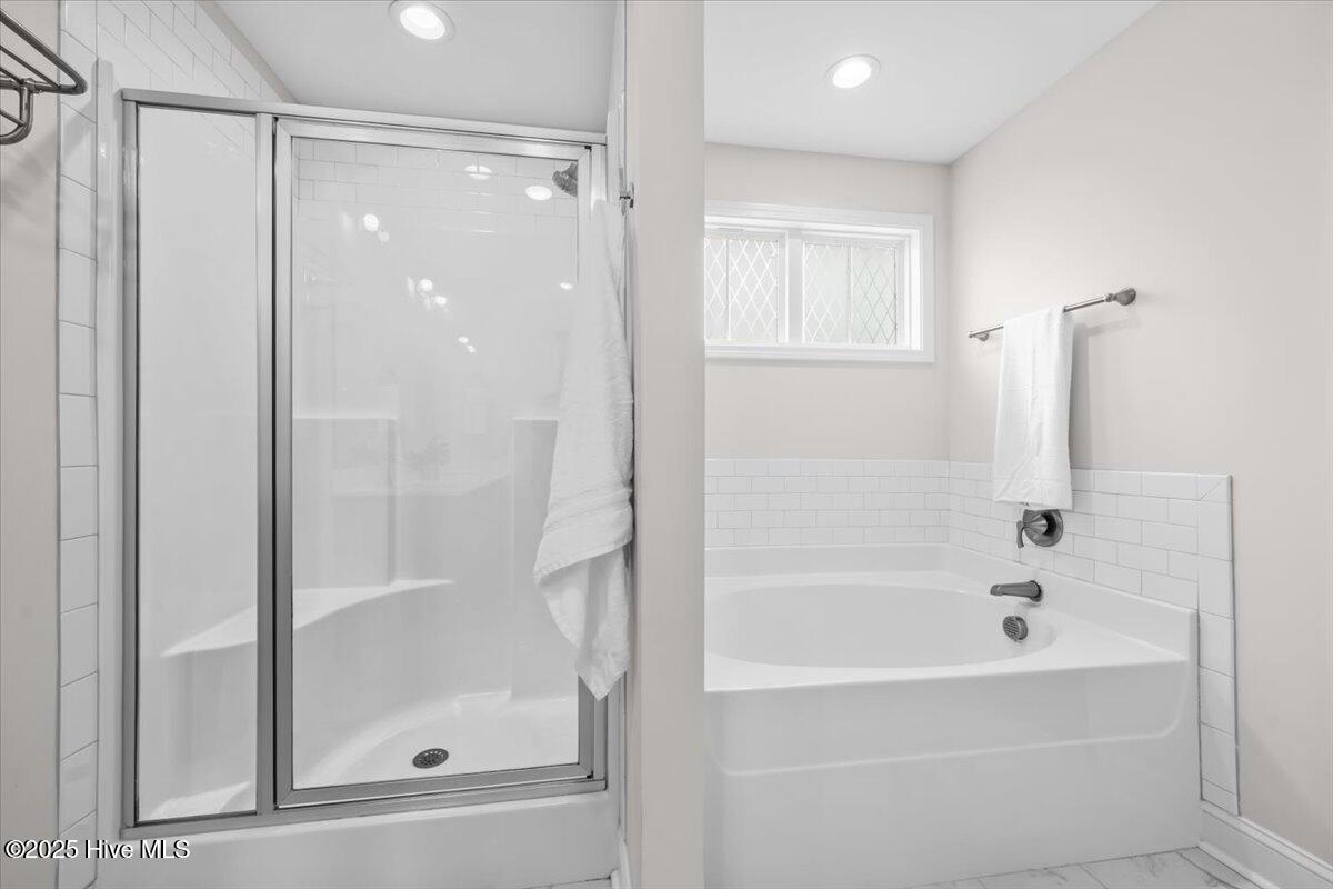 7013 Harrison Lane, West End