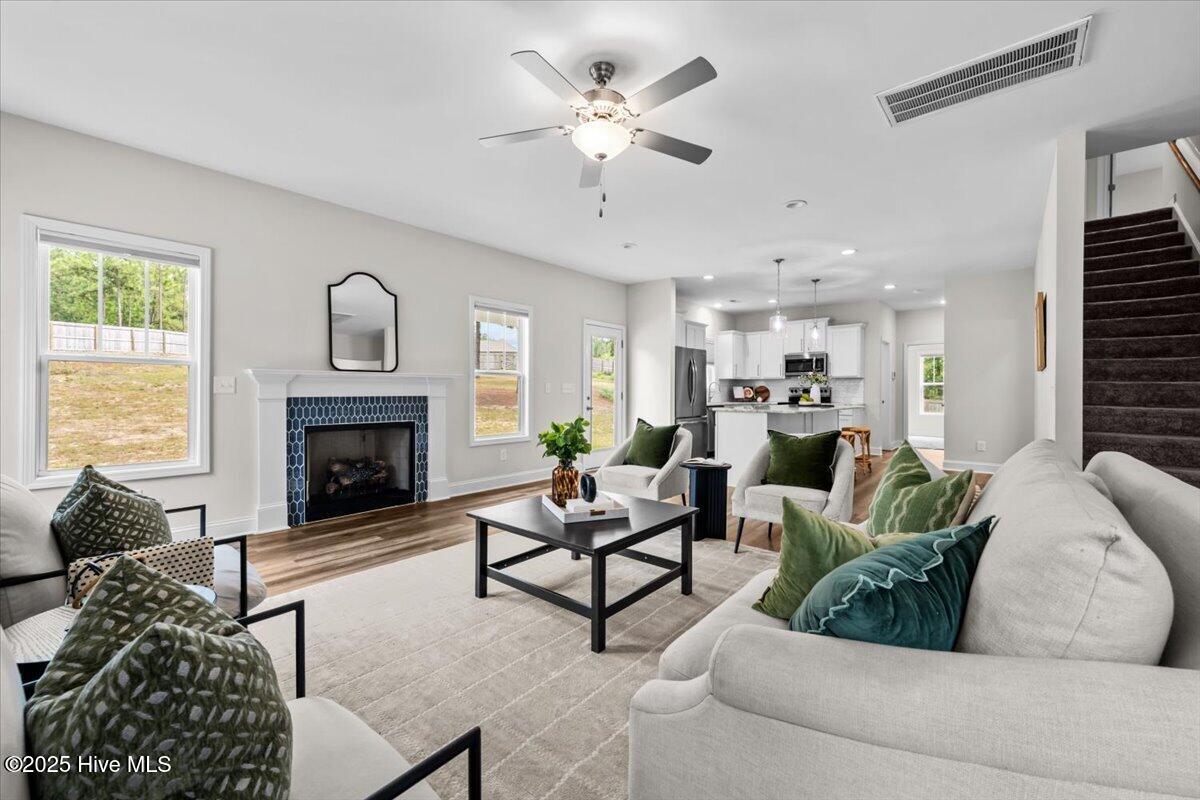 7013 Harrison Lane, West End