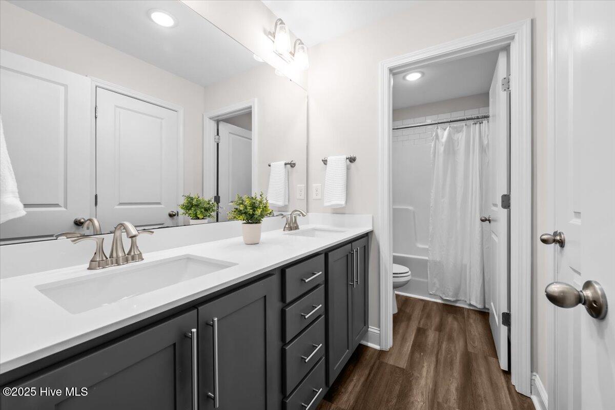 7013 Harrison Lane, West End