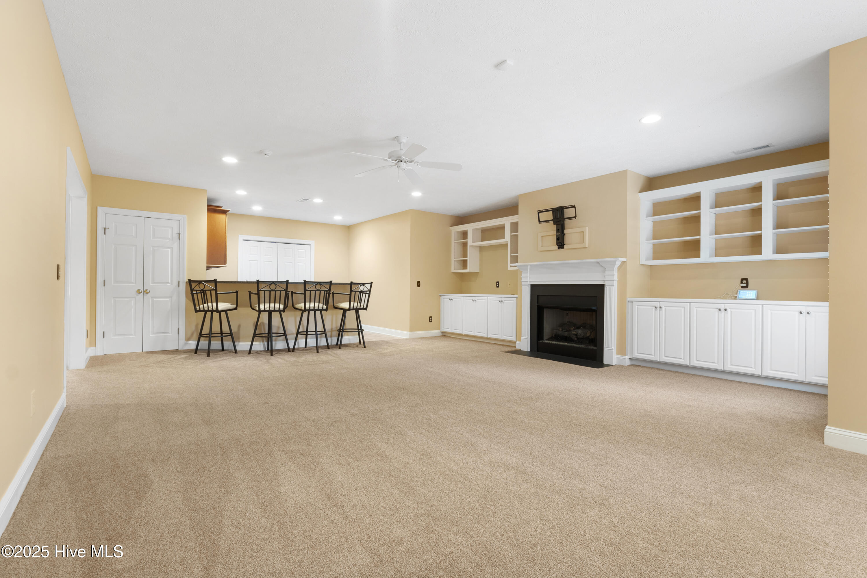 115 Lake Forest Drive SW