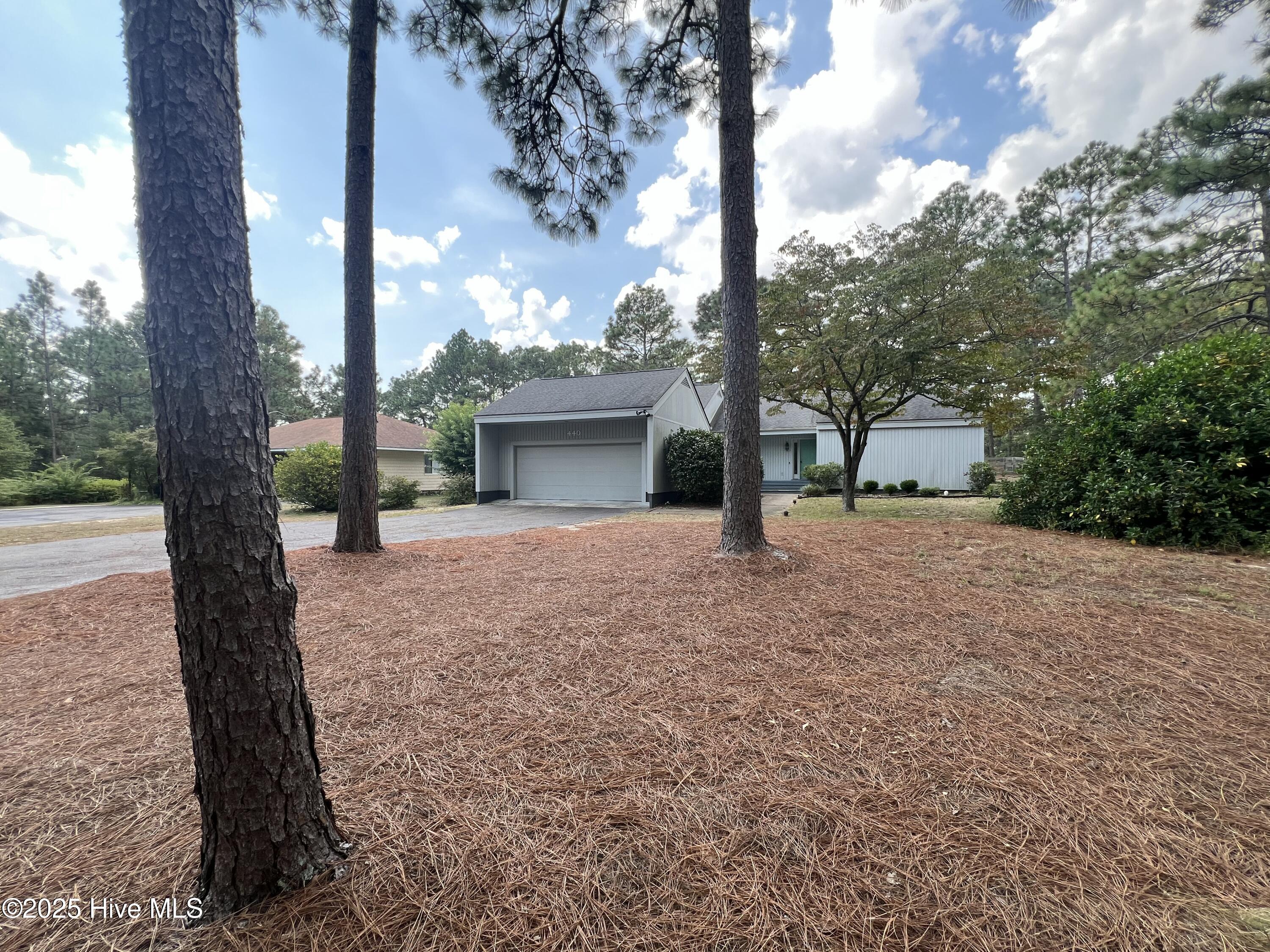 440 Central Drive