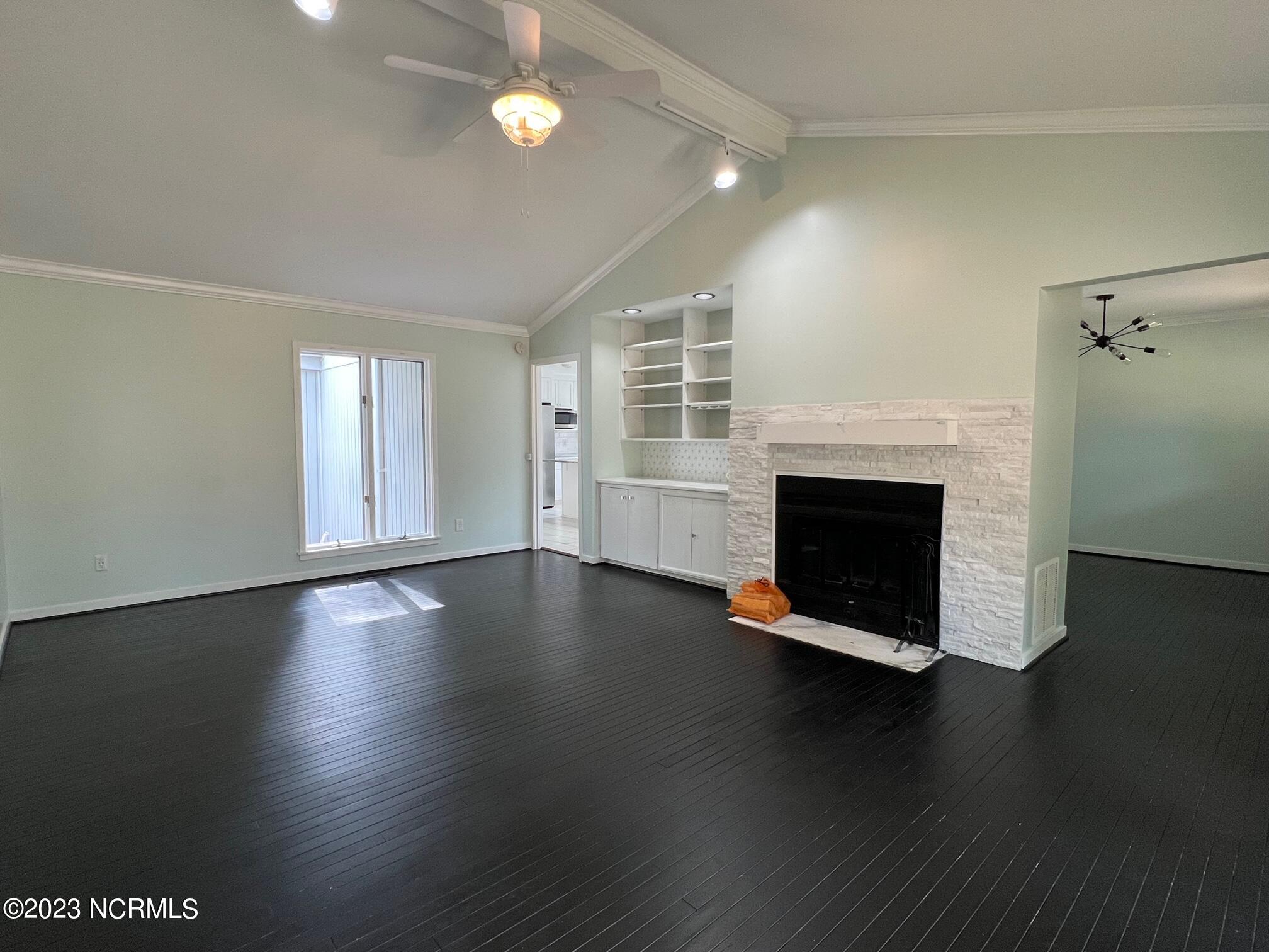 440 Central Drive