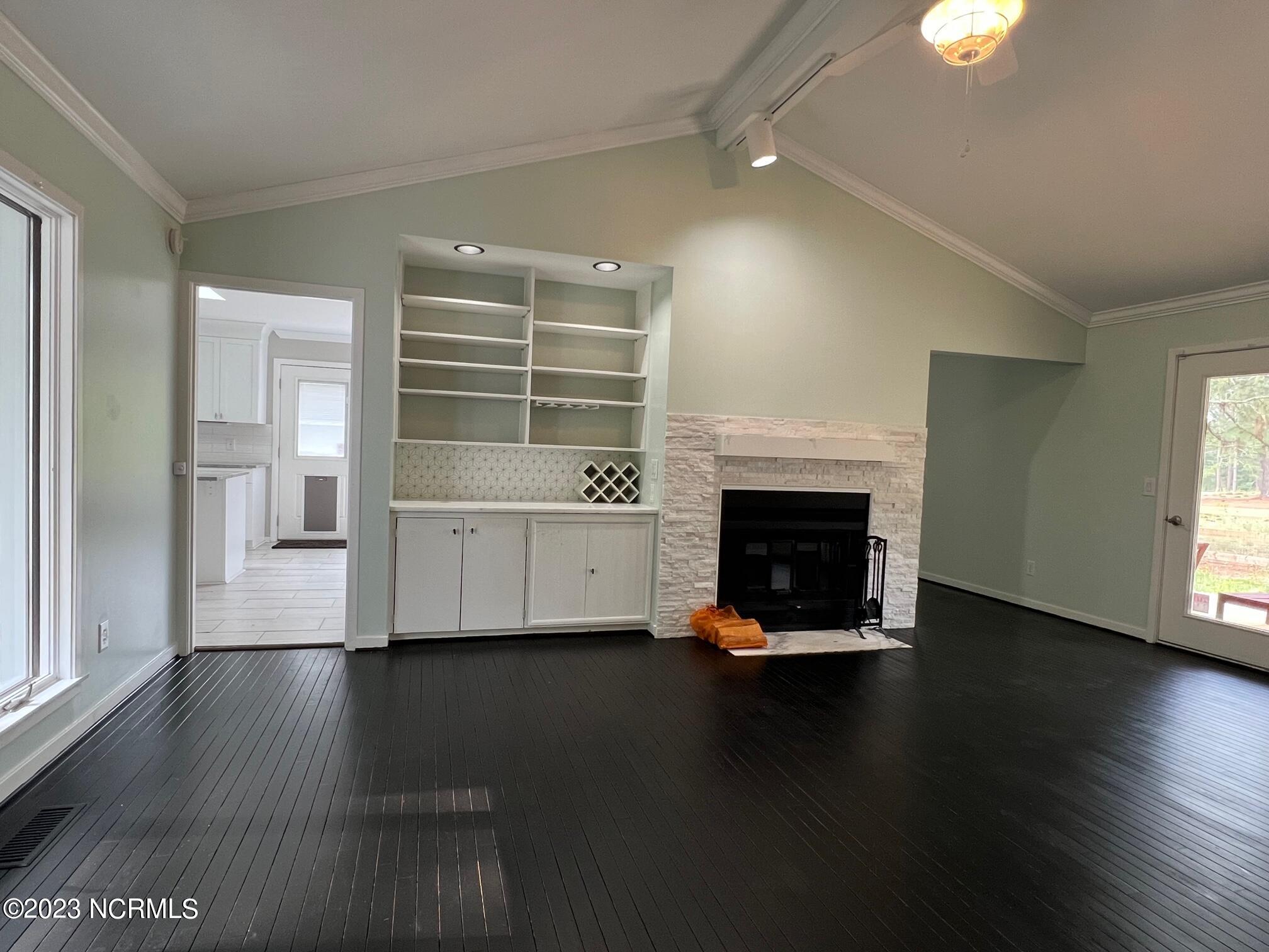 440 Central Drive
