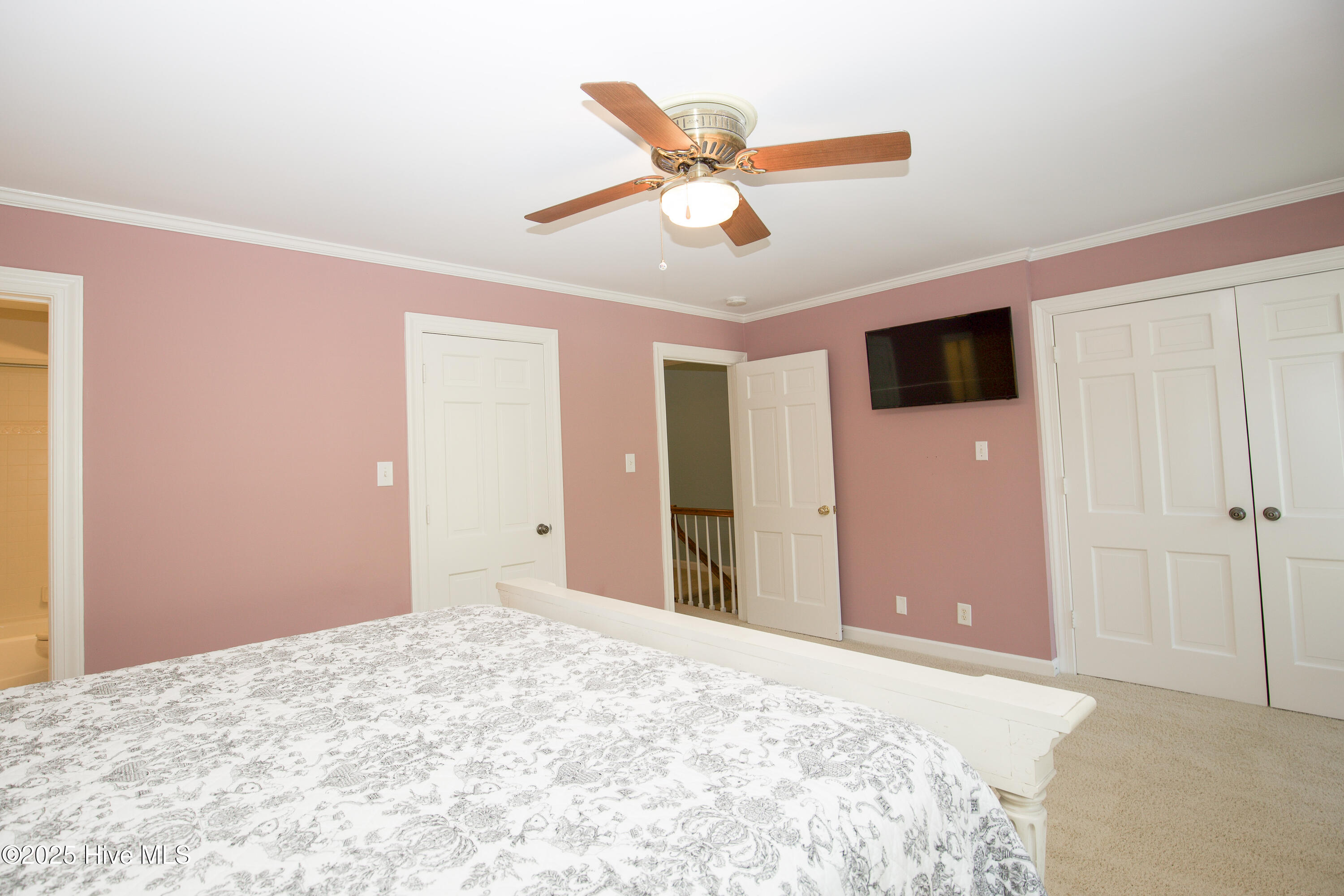 190 Palmetto Road, 14