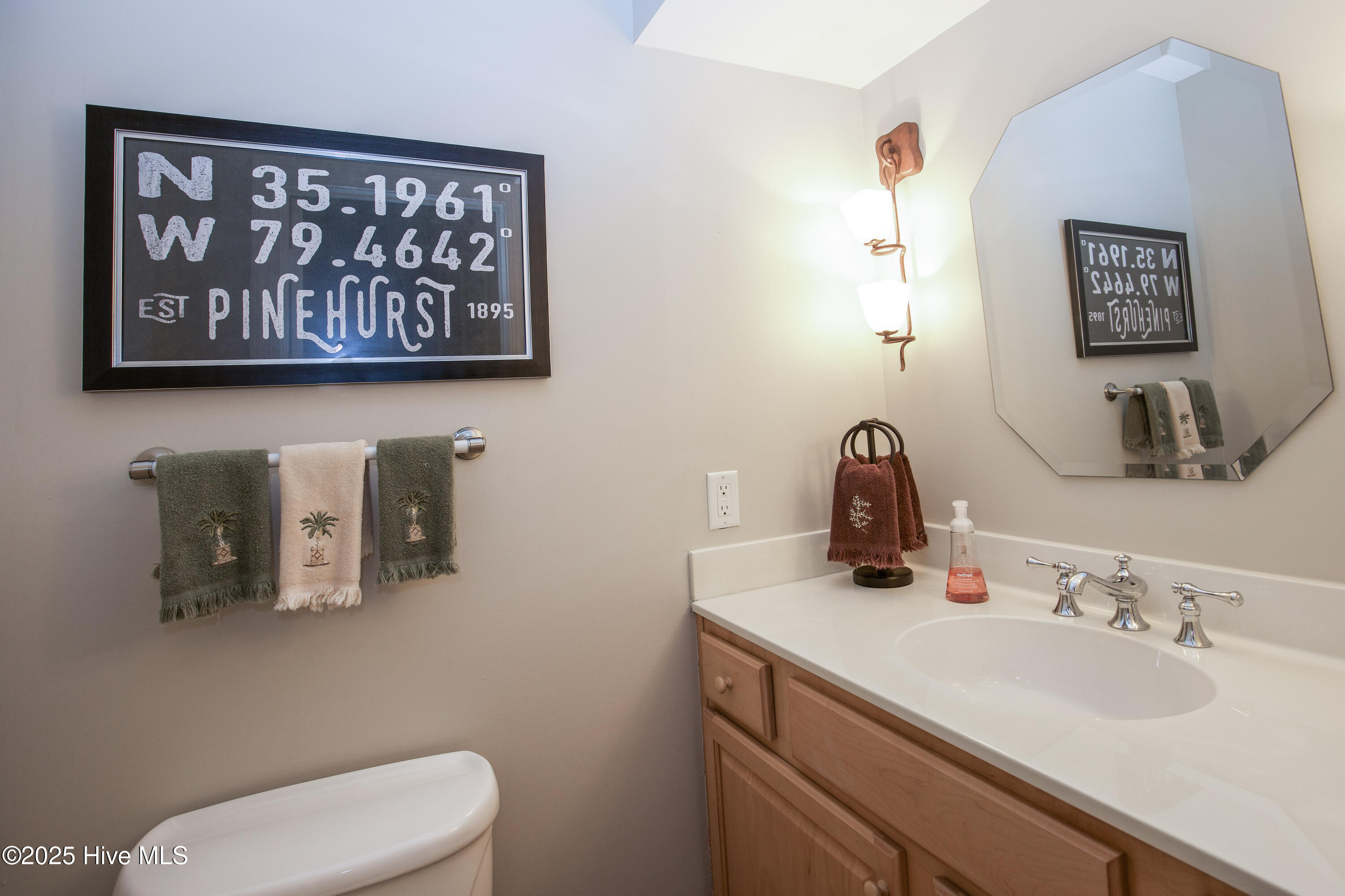 190 Palmetto Road, 14