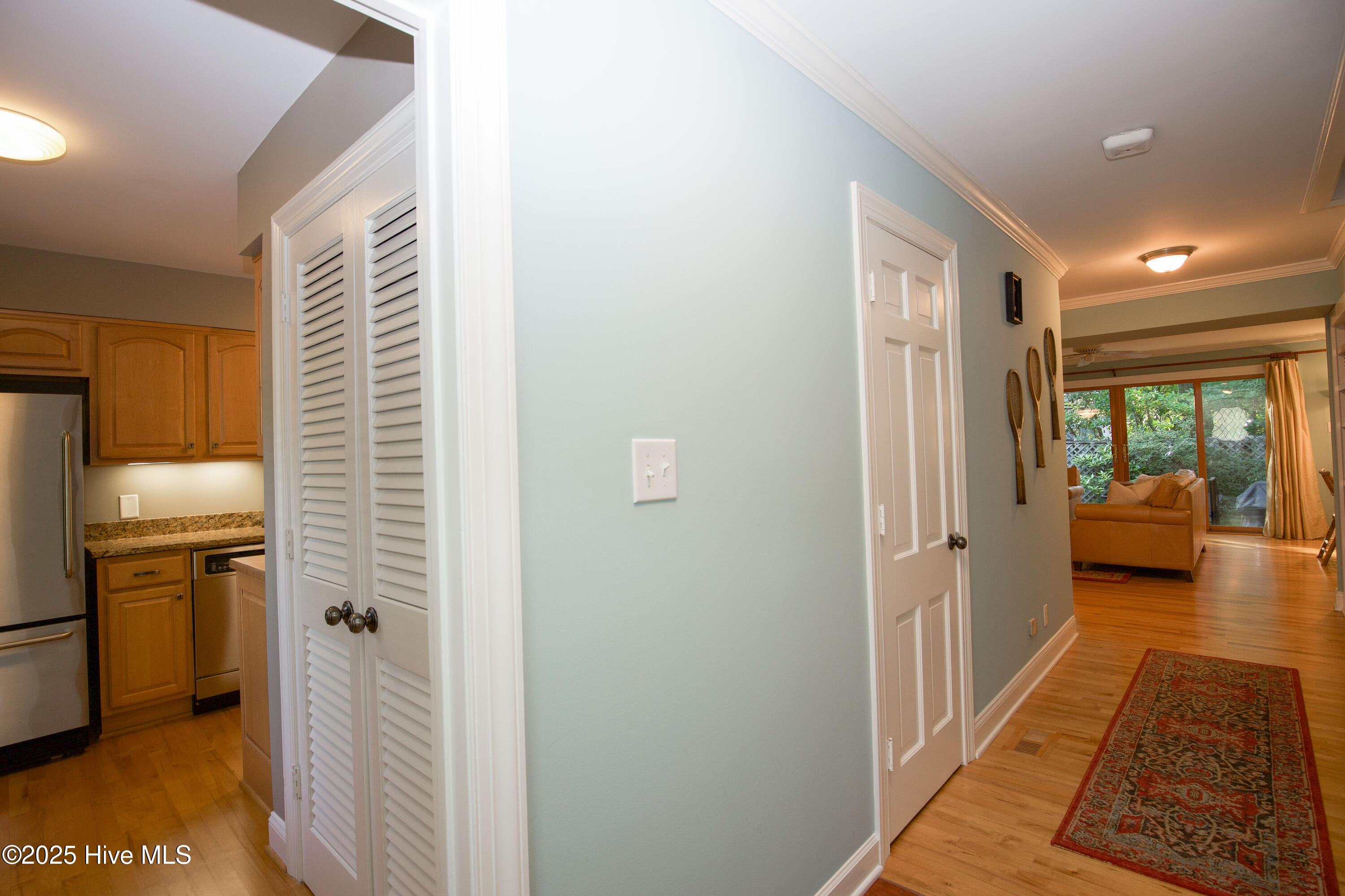 190 Palmetto Road, 14