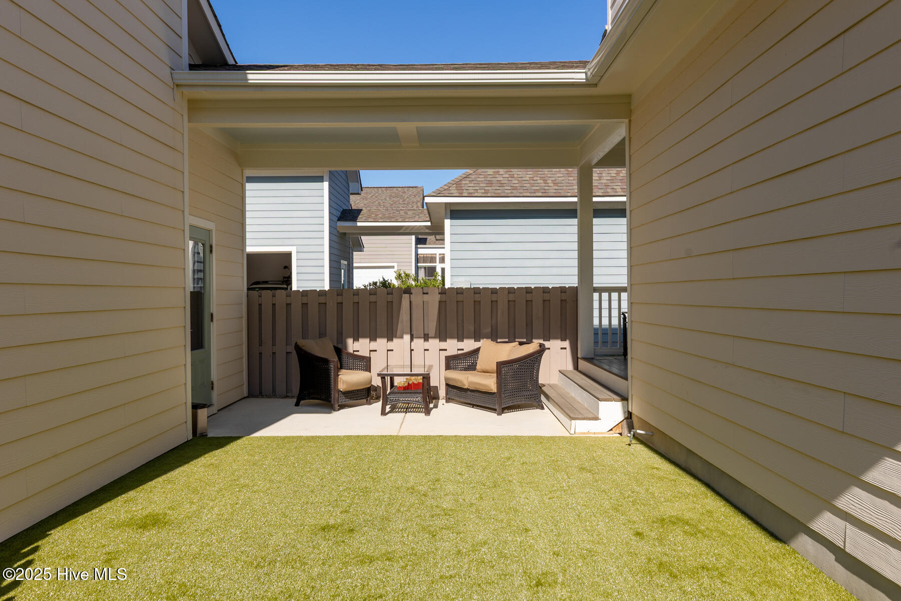 266 Manning Square