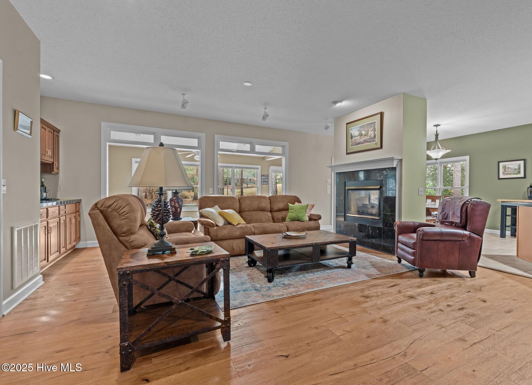 167 Hunter Trail