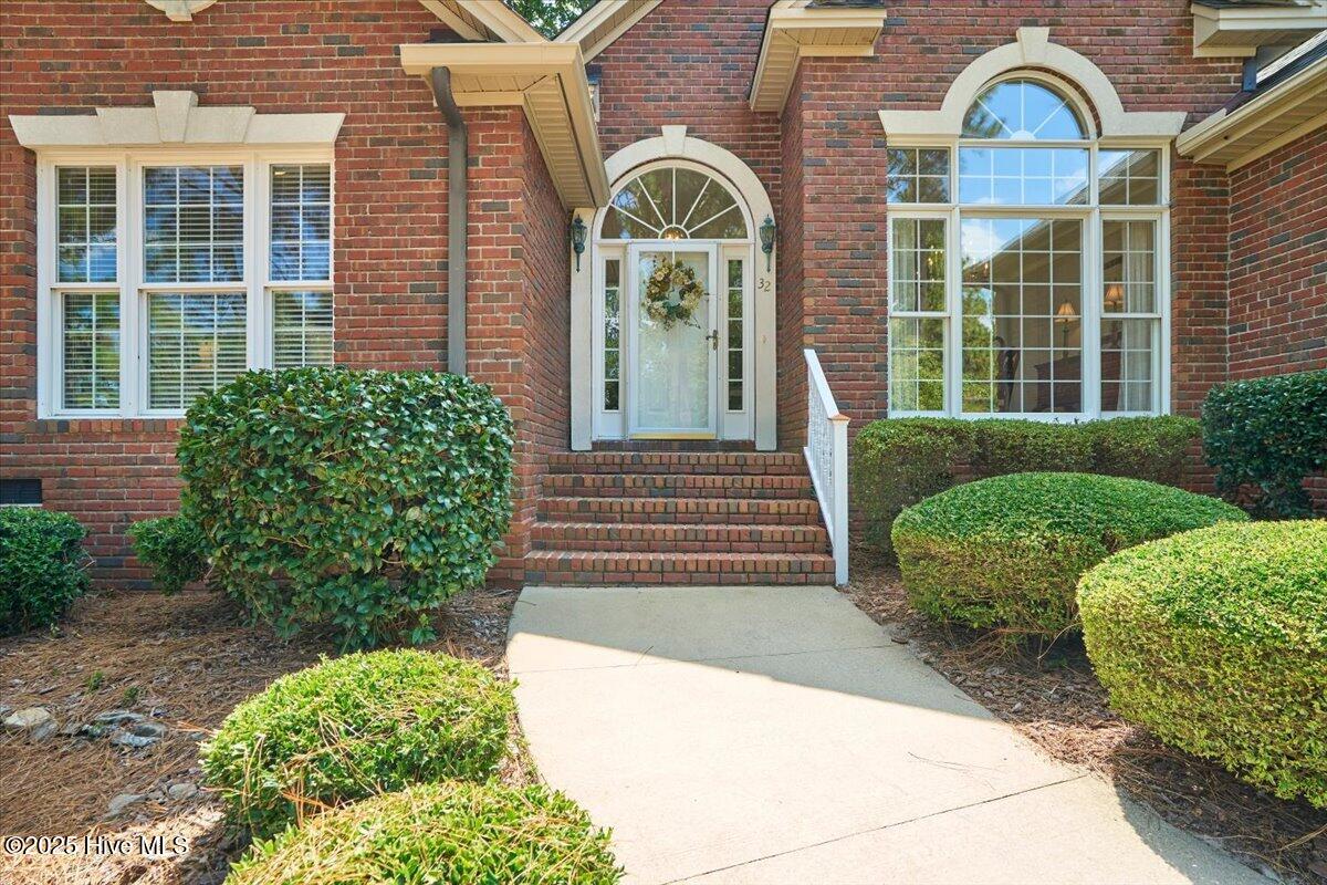 32 Juniper Creek Boulevard