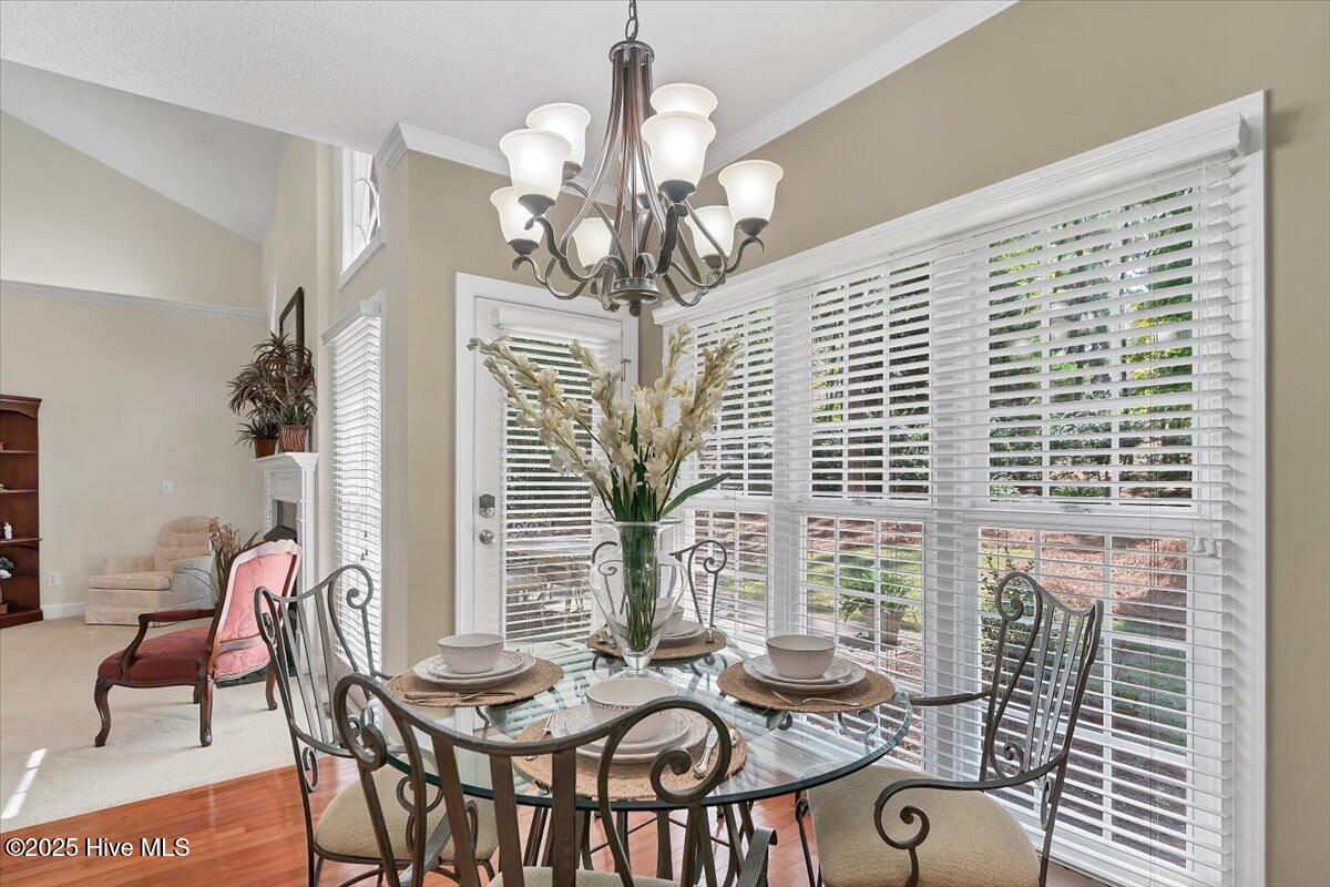 32 Juniper Creek Boulevard