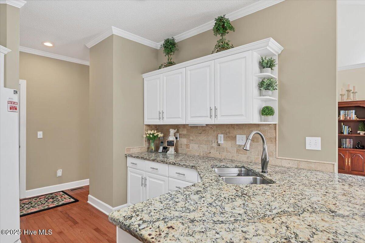 32 Juniper Creek Boulevard