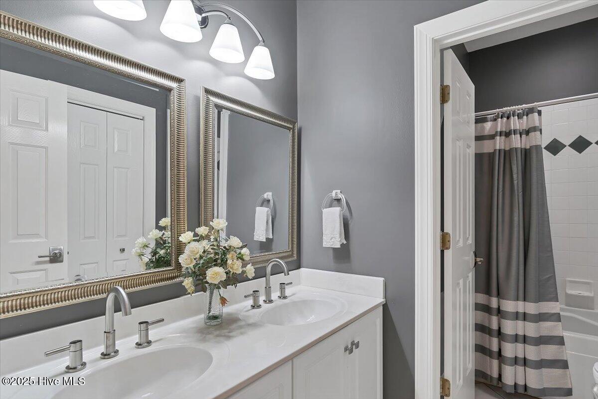 32 Juniper Creek Boulevard