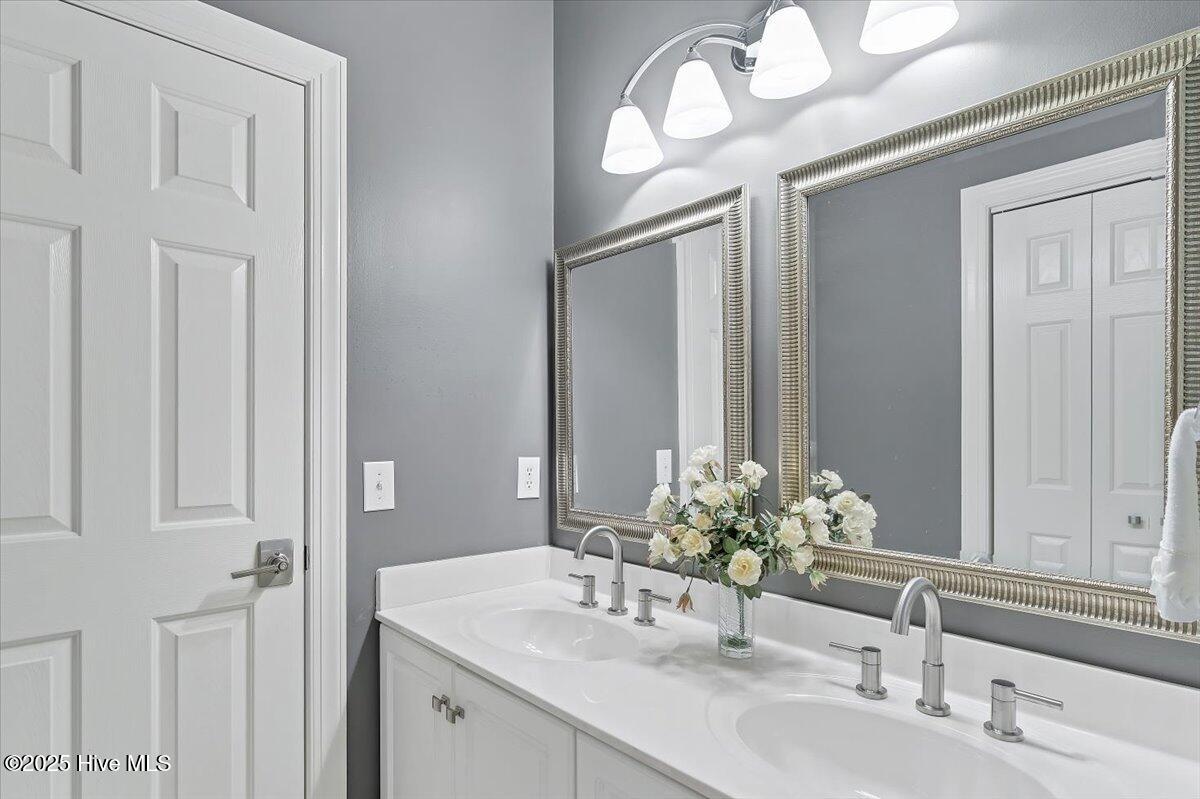 32 Juniper Creek Boulevard