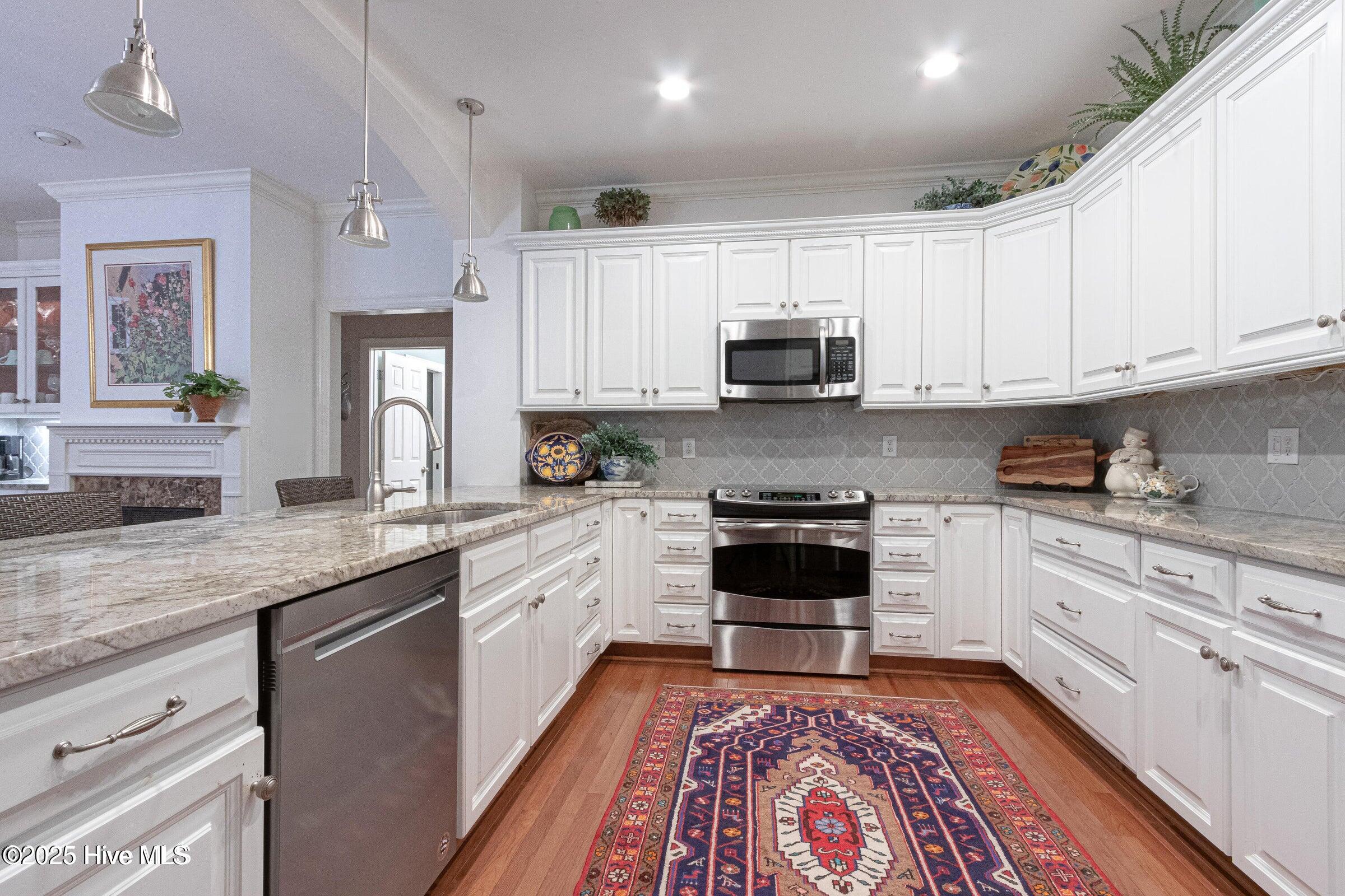 1655 Fort Bragg Road S