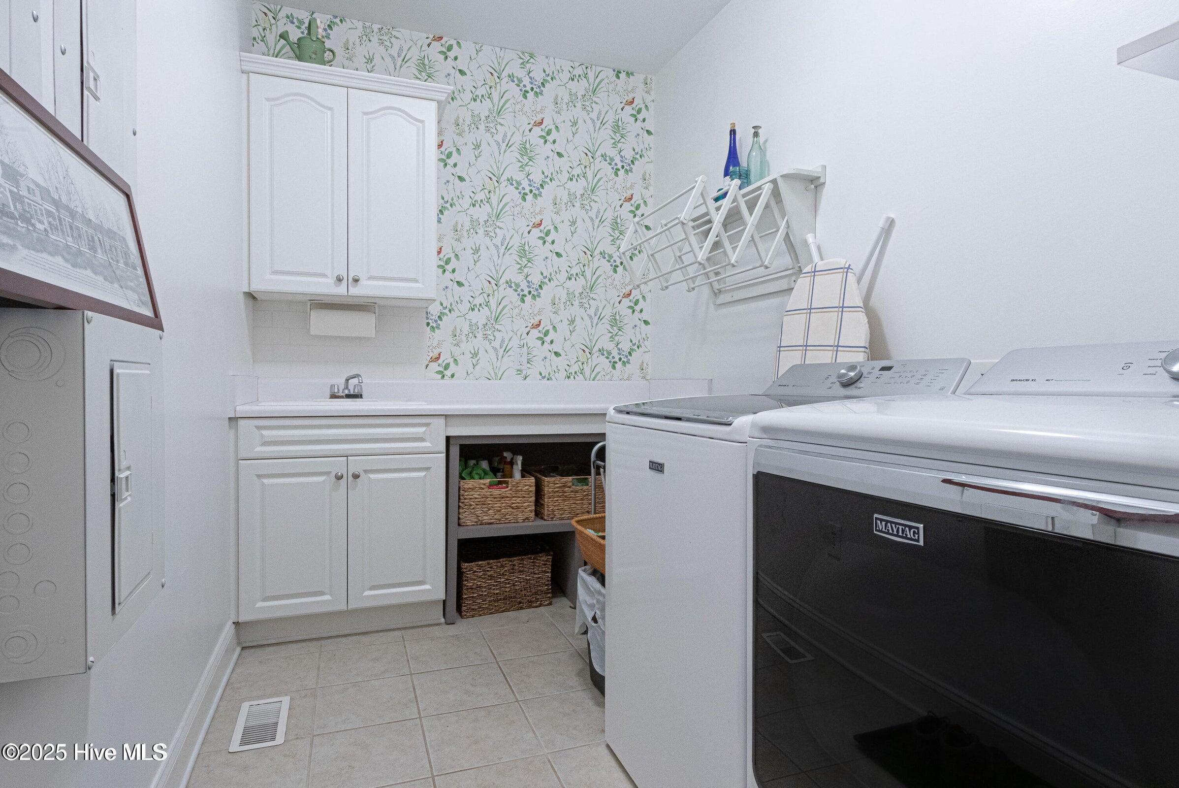 1655 Fort Bragg Road S