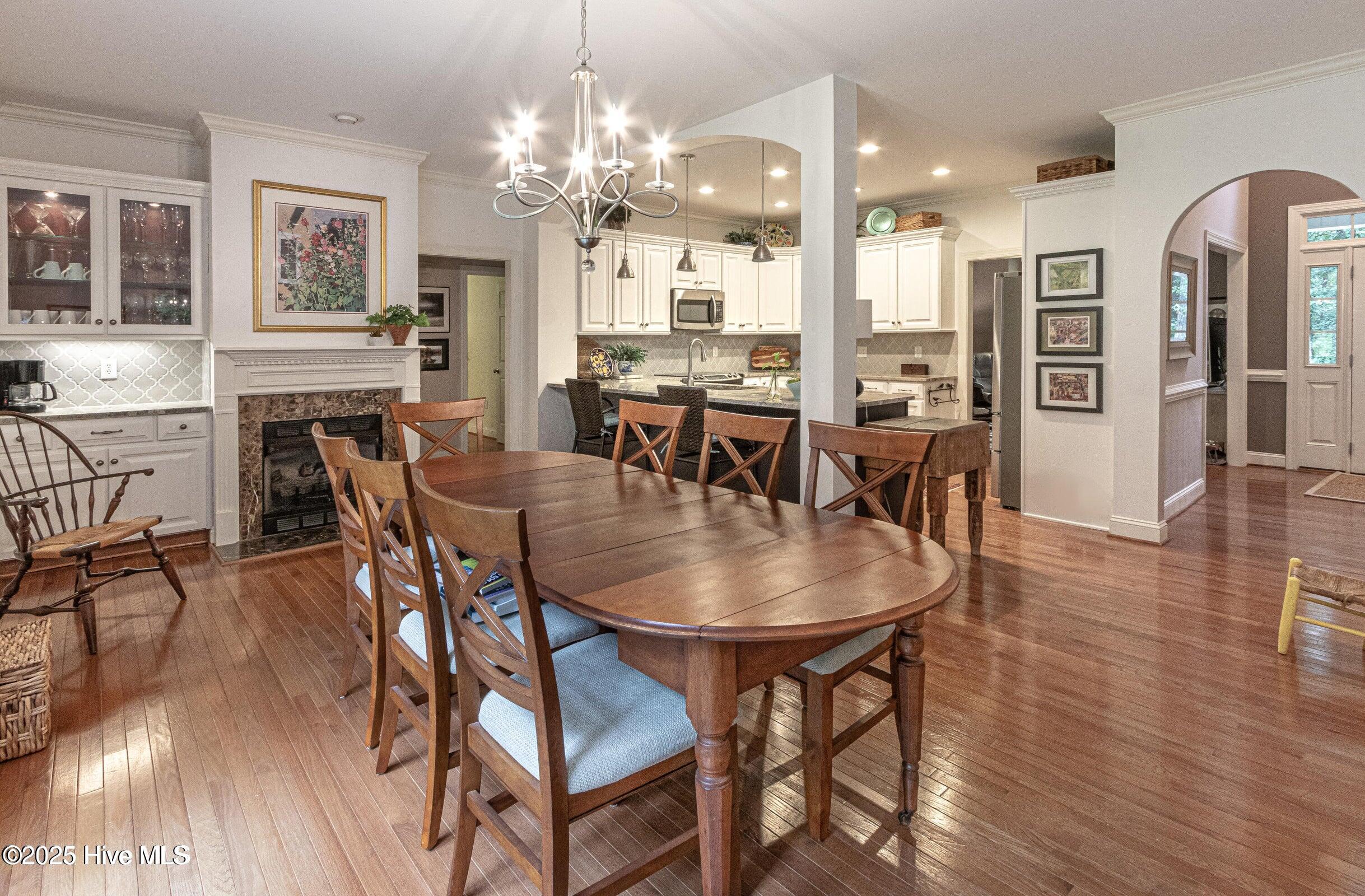 1655 Fort Bragg Road S