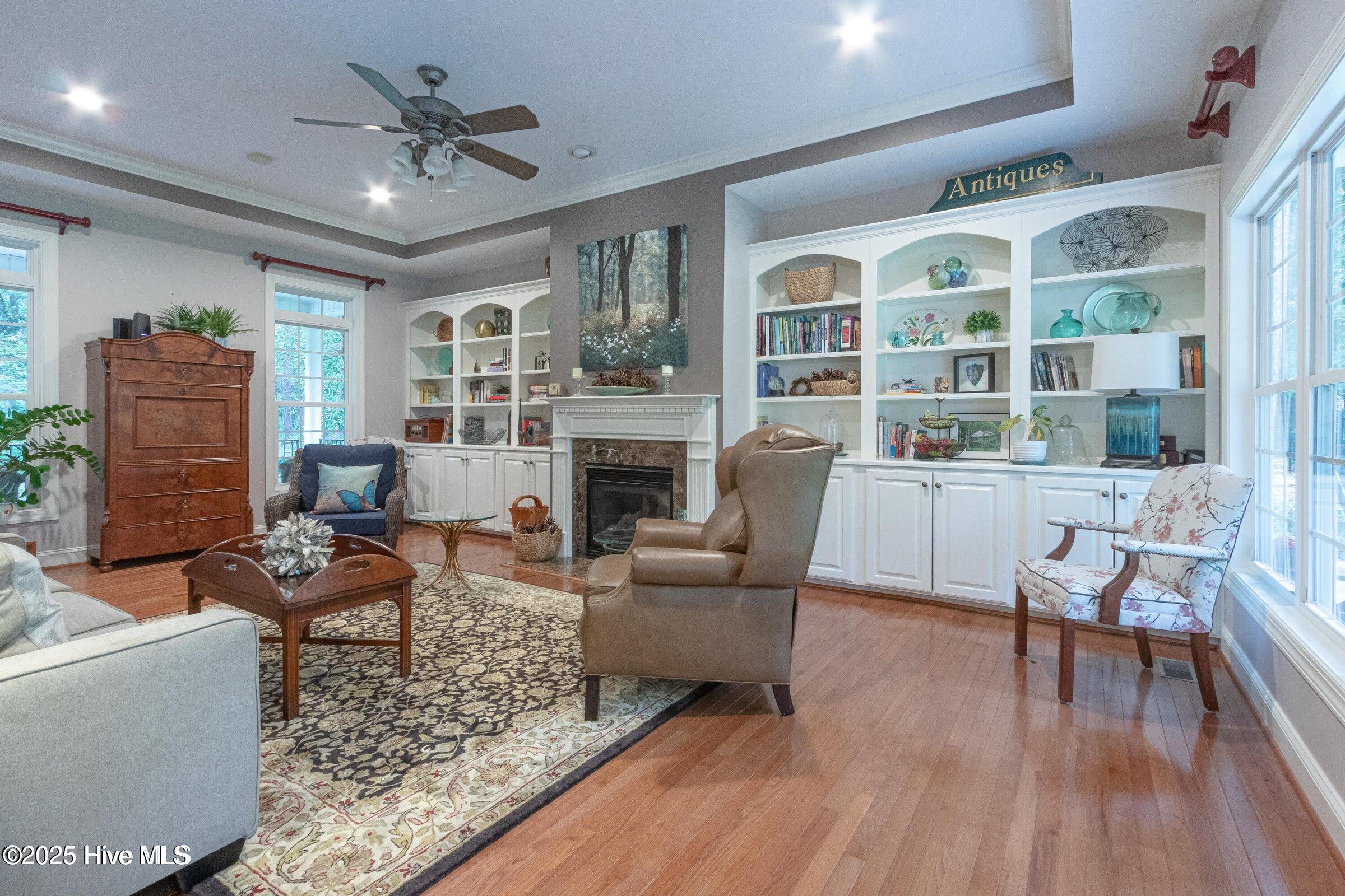 1655 Fort Bragg Road S