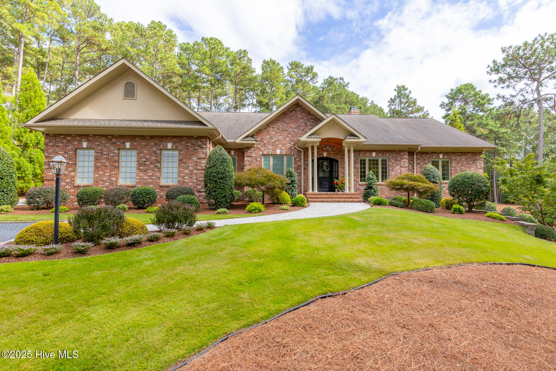 11 Whithorn Court